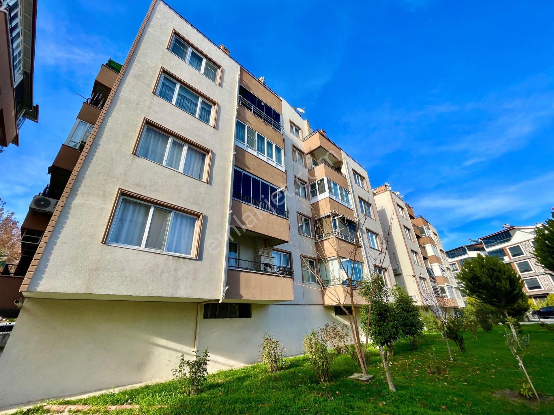 Berkay Demirel'den Altınkumda Ayrı Mutfak Ön Cephe 3+1 Daire - Görsel 2