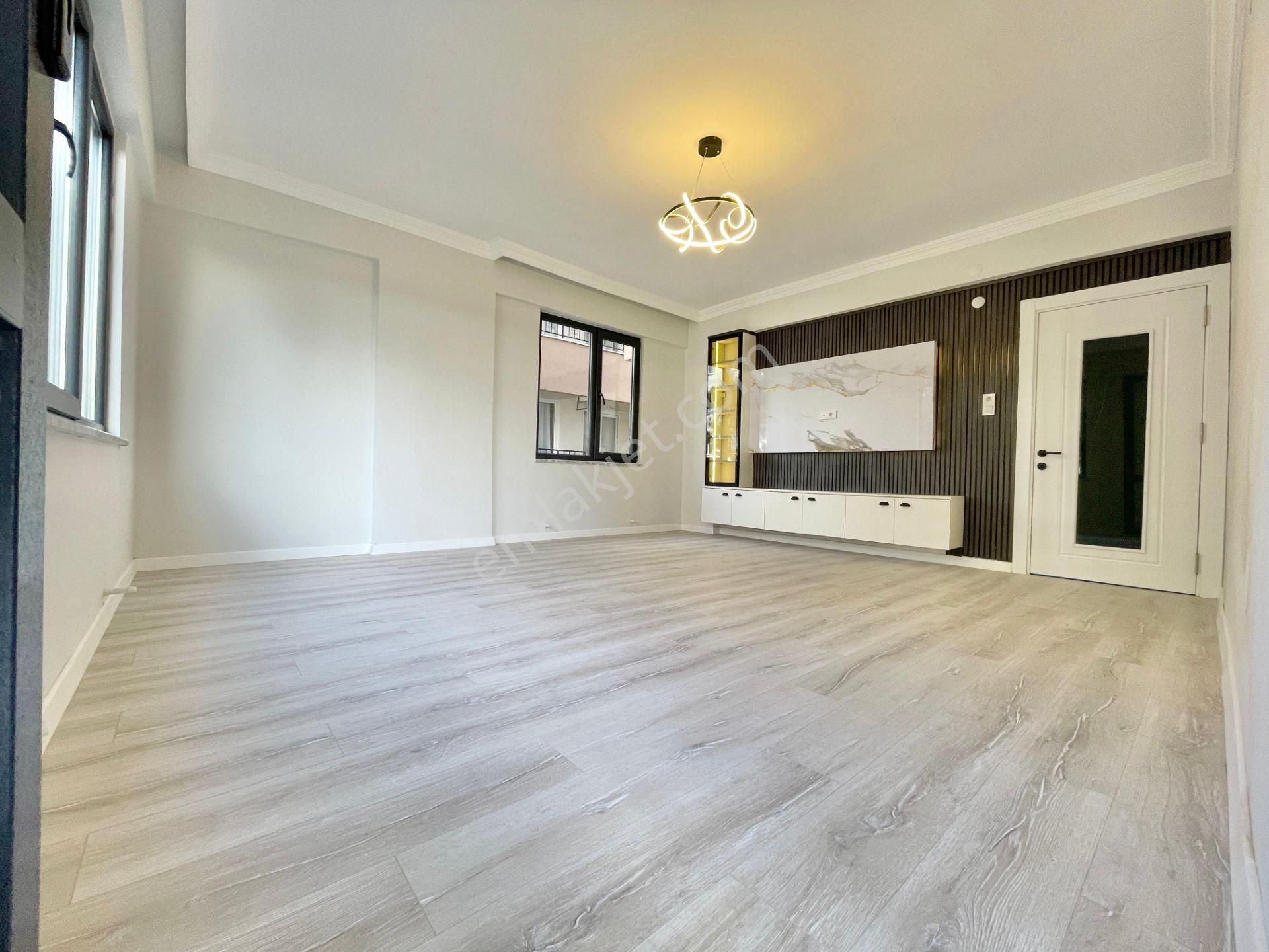 Berkay Demirel'den Altınkumda Ayrı Mutfak Ön Cephe 3+1 Daire - Görsel 10