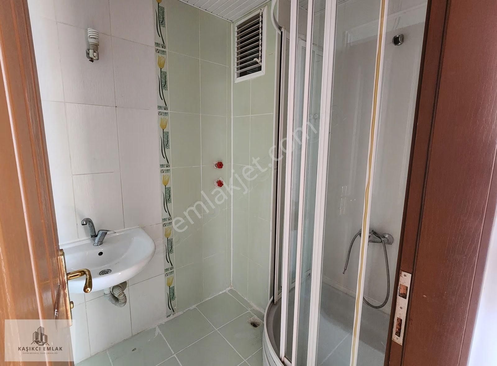 Hurma Mah. Merkezi Konumda Geniş 3+1 Kiralık Daire - Görsel 17