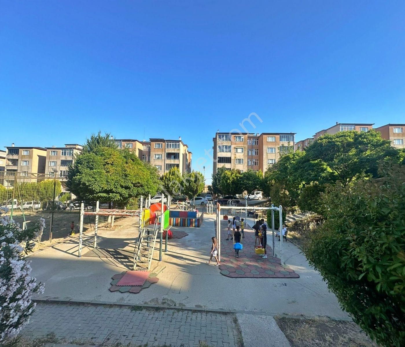 Silivri Çanta Çağdaşkent Sitesi'de Kiralık Geniş M2 3+1 Daire - Görsel 14