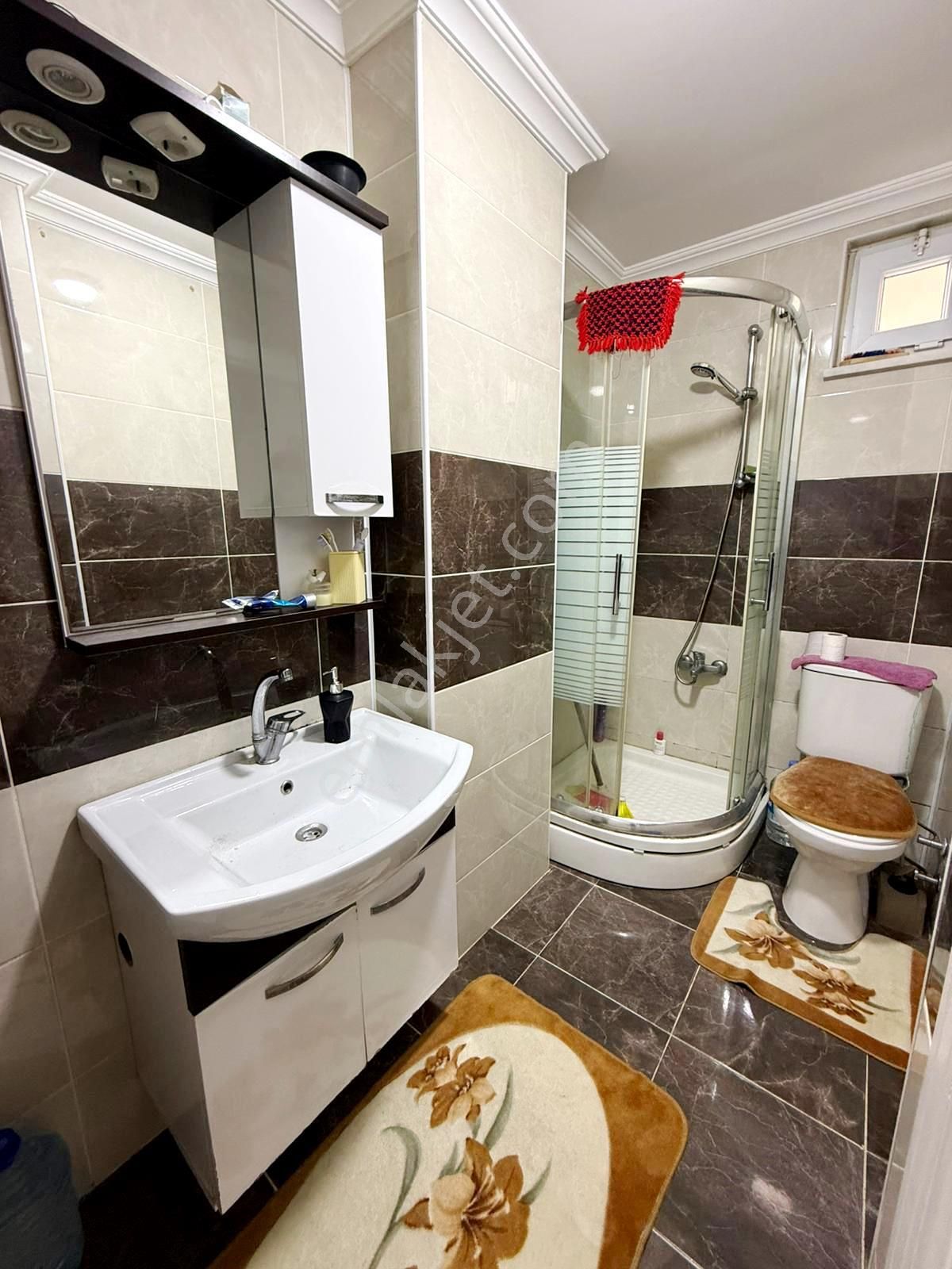 Fatih Emlak Tan Kat Mülkiyetli Metro Metrobuse Yakın 2+1 Ara Kat Daire - Görsel 9