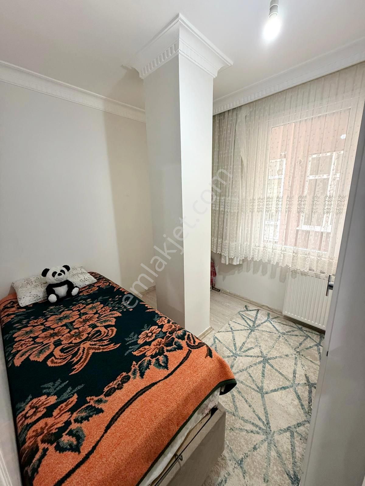 Fatih Emlak Tan Kat Mülkiyetli Metro Metrobuse Yakın 2+1 Ara Kat Daire - Görsel 8