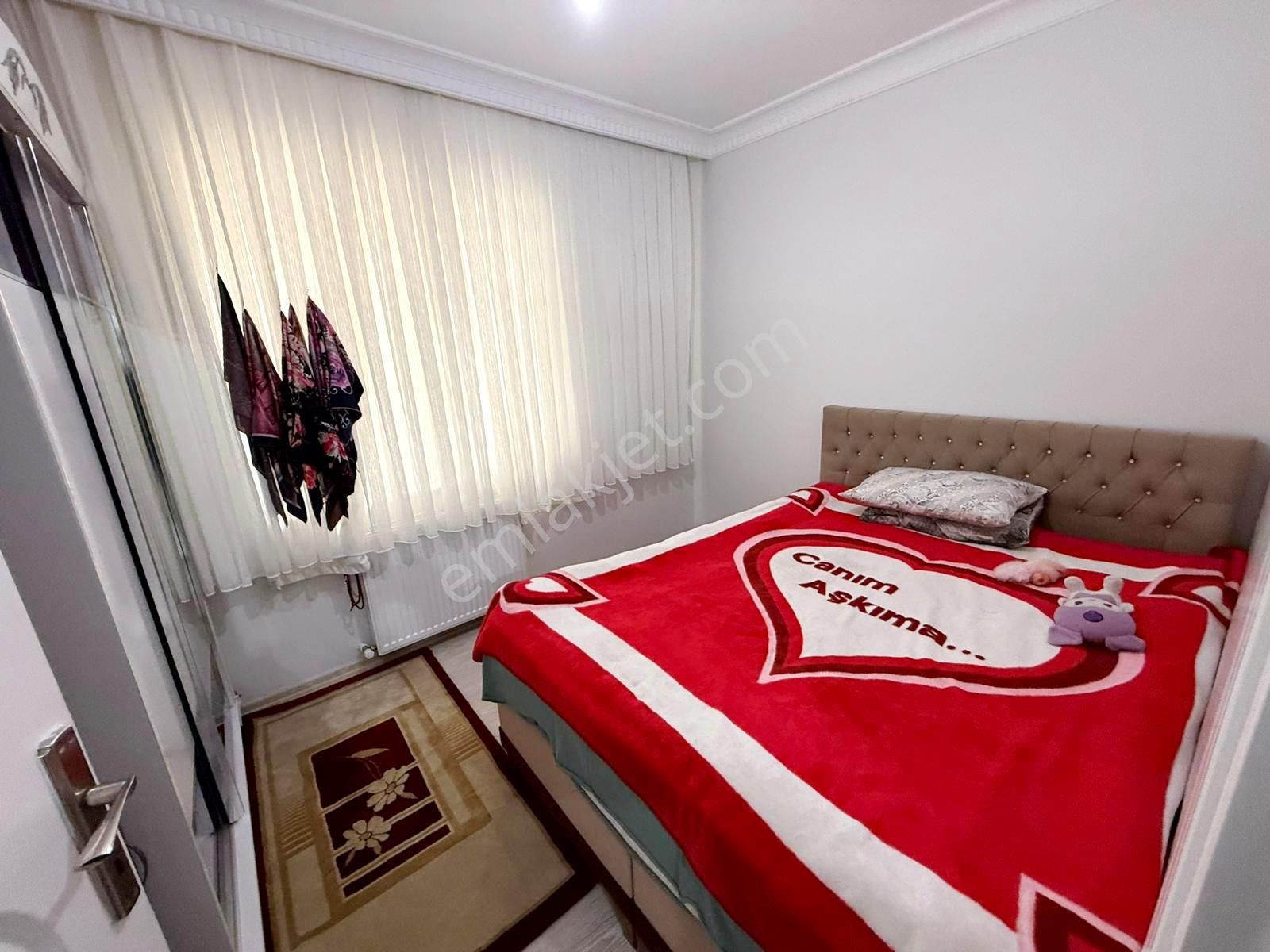 Fatih Emlak Tan Kat Mülkiyetli Metro Metrobuse Yakın 2+1 Ara Kat Daire - Görsel 6