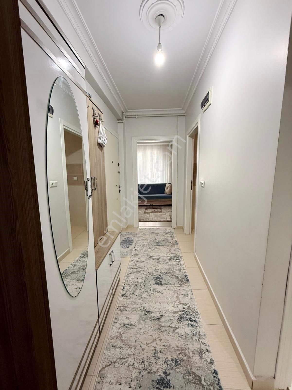 Fatih Emlak Tan Kat Mülkiyetli Metro Metrobuse Yakın 2+1 Ara Kat Daire - Görsel 12