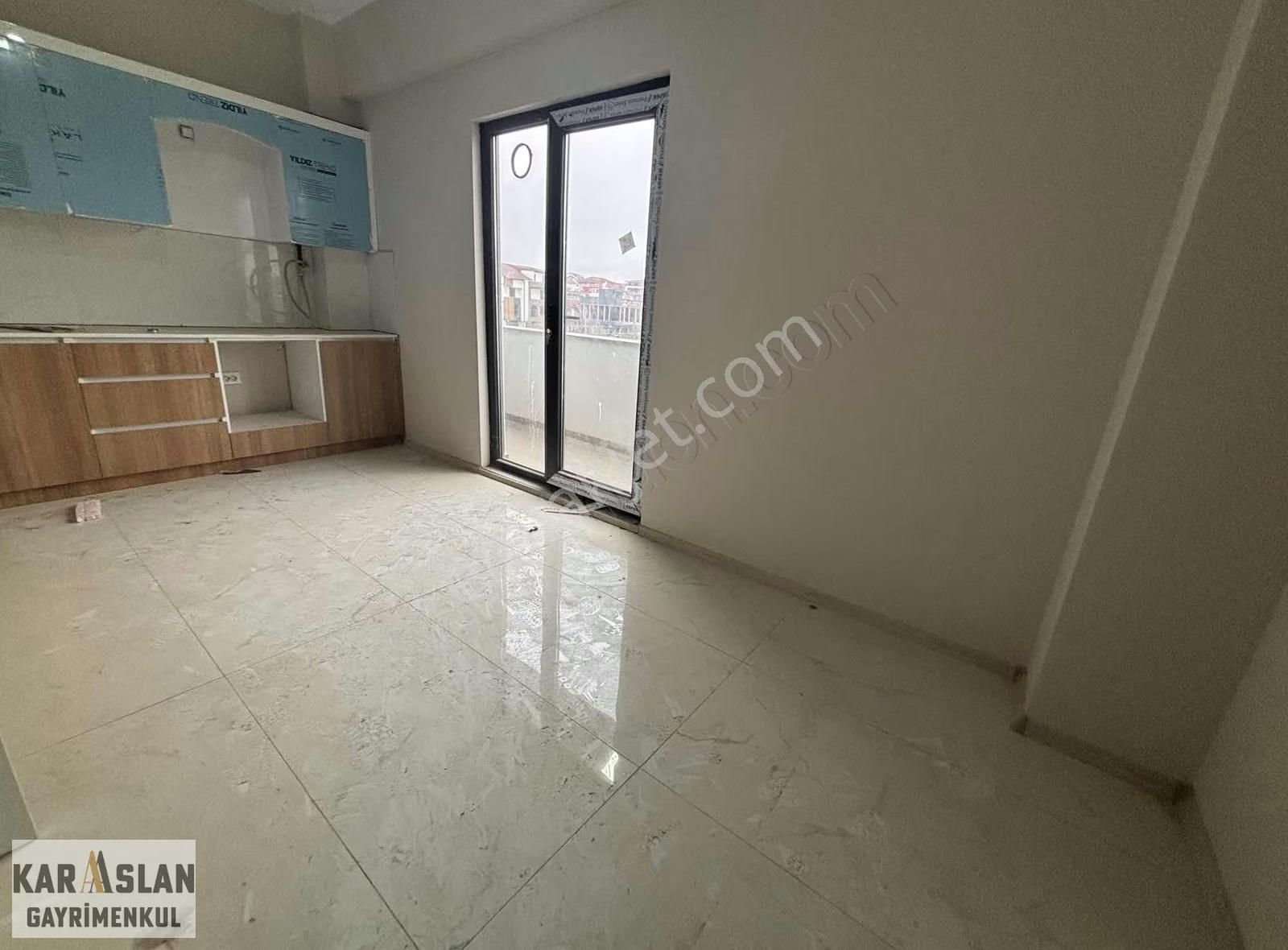 Başiskele Yeşilyurtta Cadde Üstü 3+1 Satılık Çatı Dubleks Daire - Görsel 15