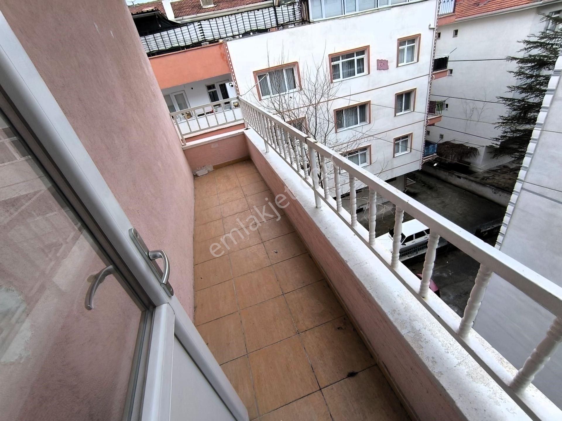 Mareşal Çakmak Mah'de Asansörlü 3+1 Satılık Daire - Görsel 33