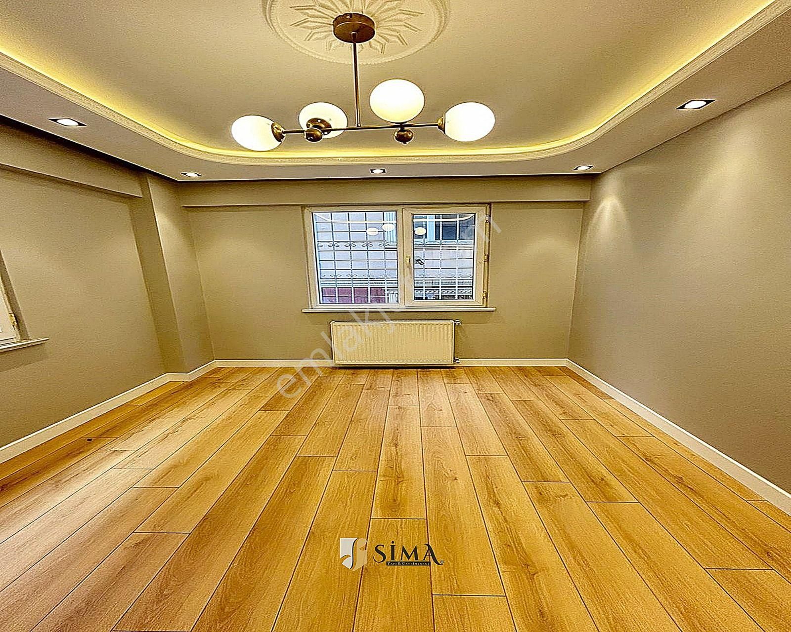 Metrobüse Yakın Merkezi Konumda Dekorlu 2+1 Daire - Görsel 21