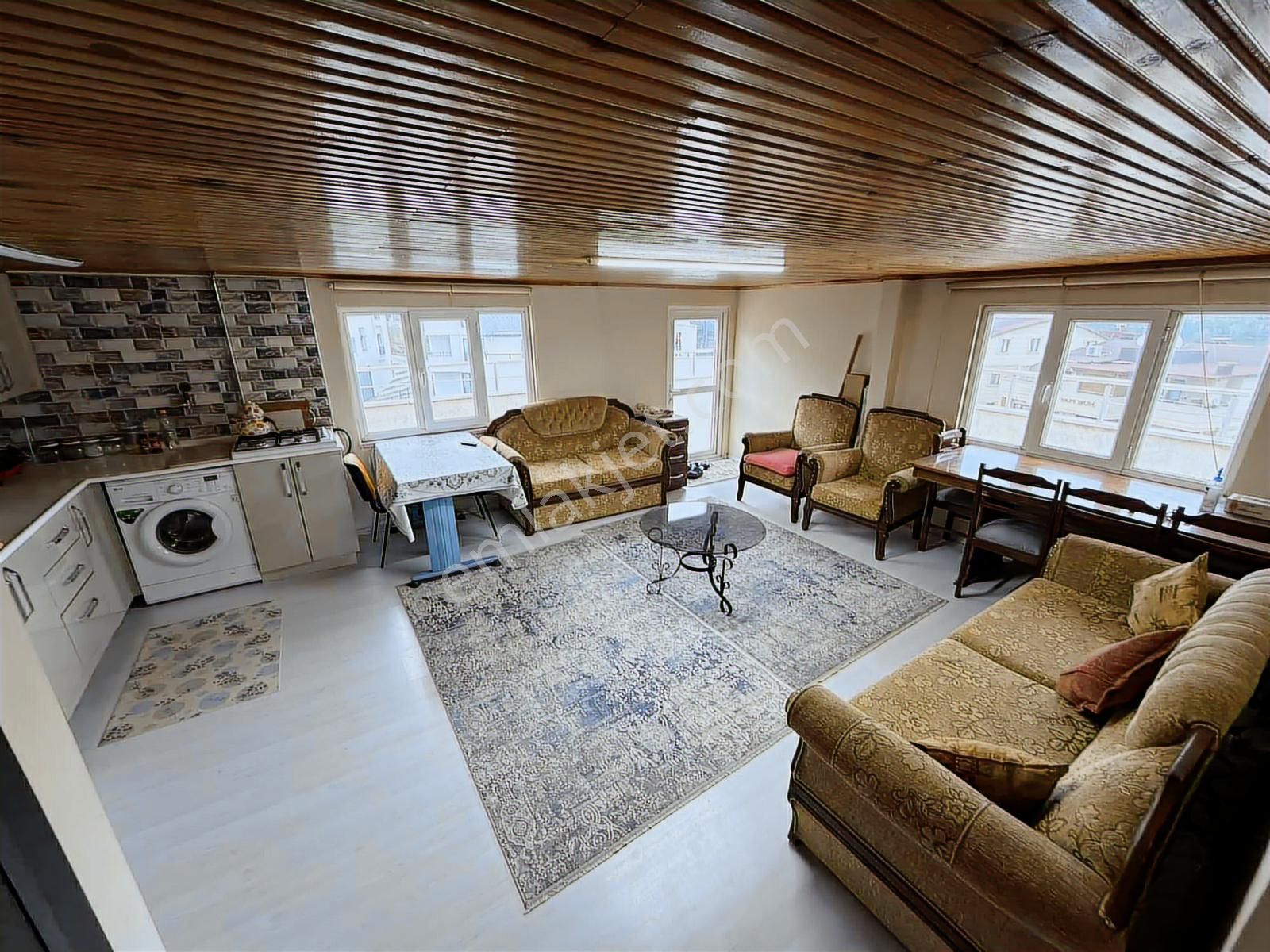 Darıca Bağlarbaşı Tuzla Cd Yakını Acil Satılık 2+1 Üst Kat Daire