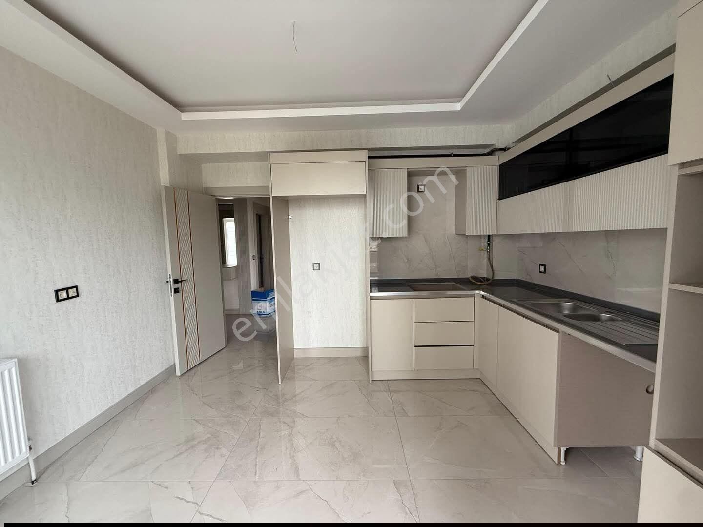 Bağlar Bağcılar Nevruz Park Arkası 2+1 Kiralık Dairemiz