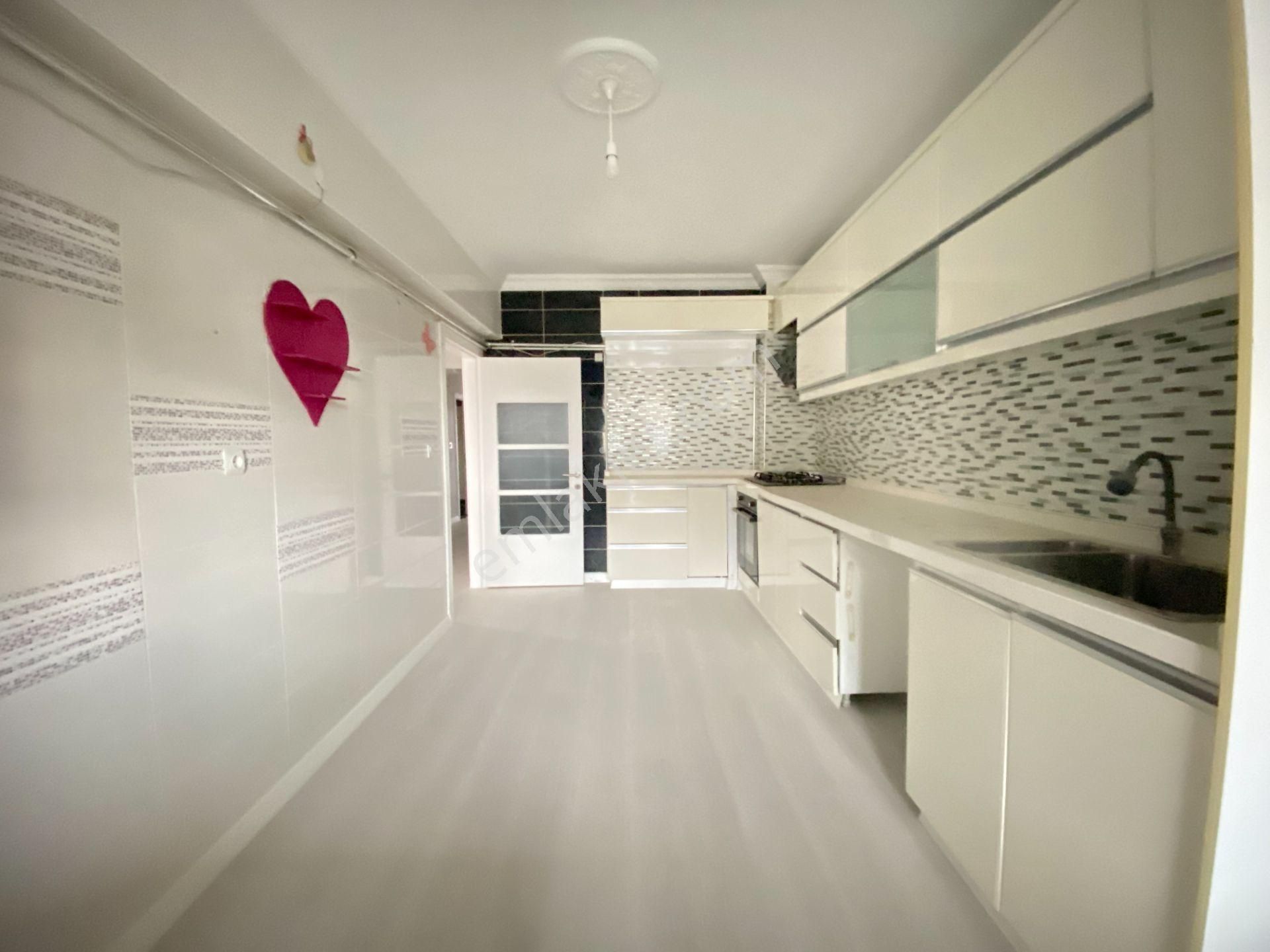 Gökçe Emlak'tan 6.kat 3+1 Full Yapılı Masrafsız Fırsat Daire - Görsel 5