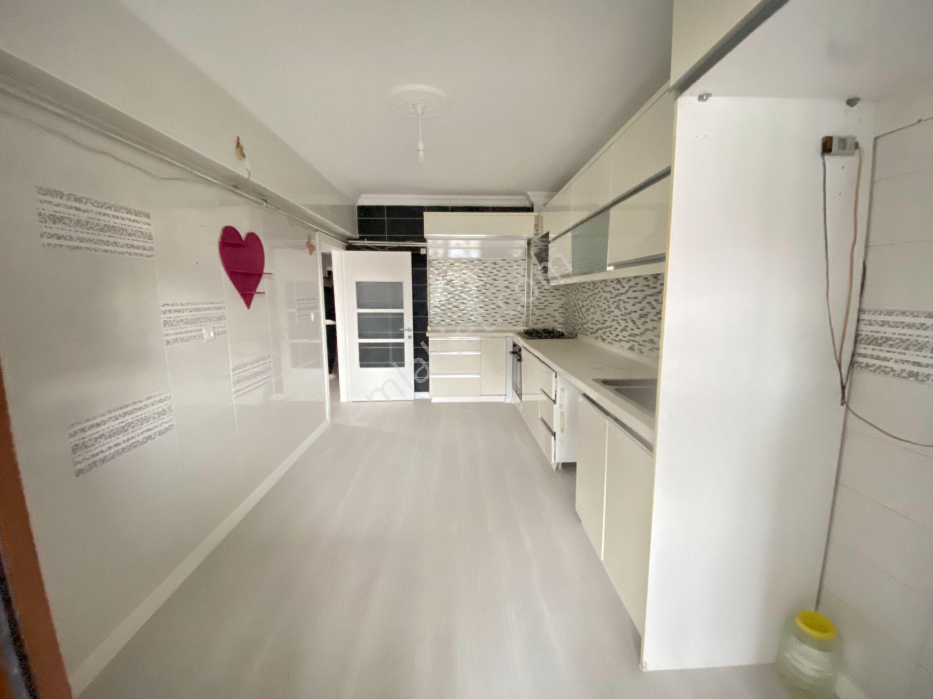 Gökçe Emlak'tan 6.kat 3+1 Full Yapılı Masrafsız Fırsat Daire - Görsel 8