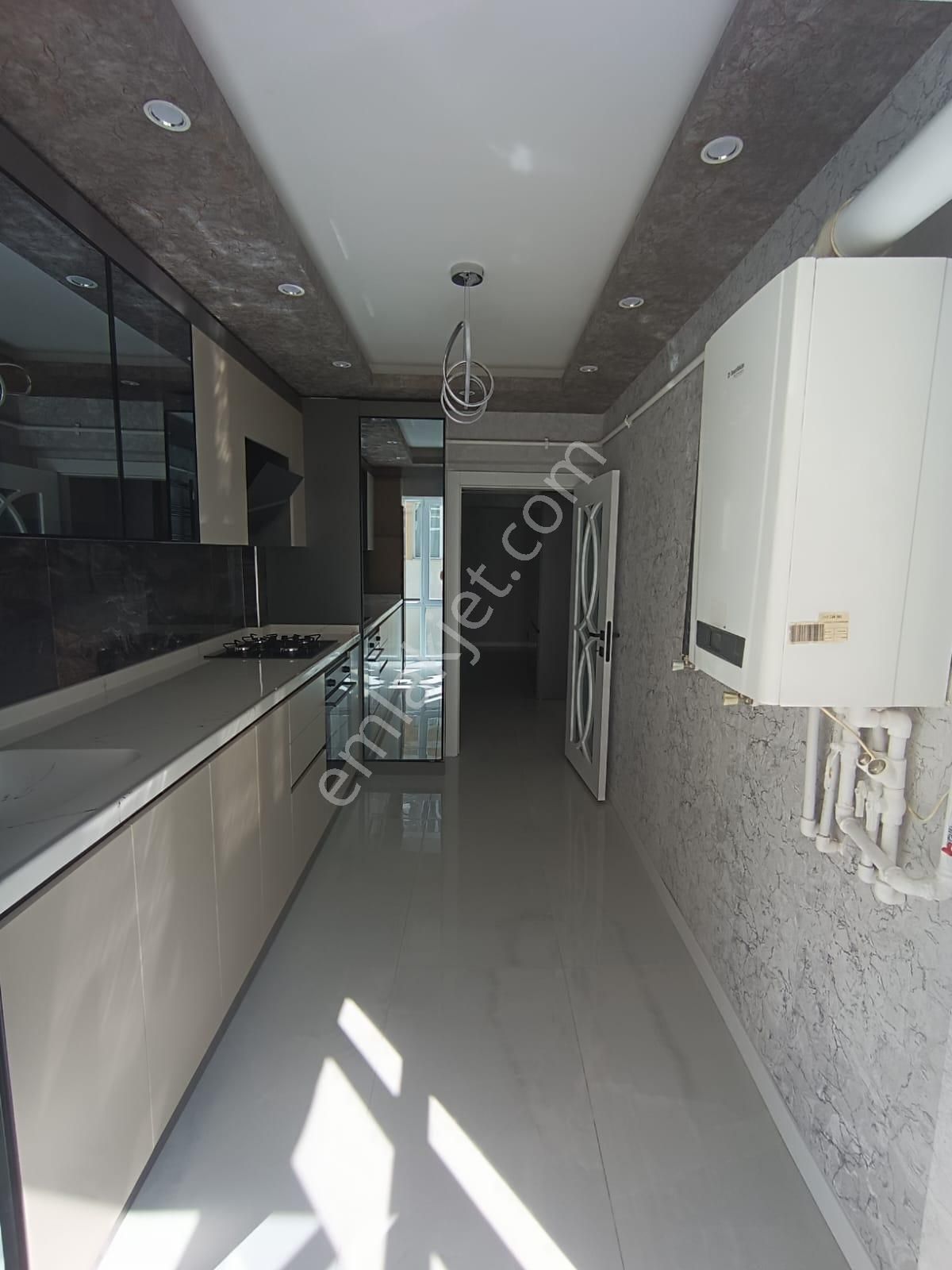 Sincan Mareşal Çakmak Mahallesinde 3+1 Satılık Ful Yapılı Daire - Görsel 2