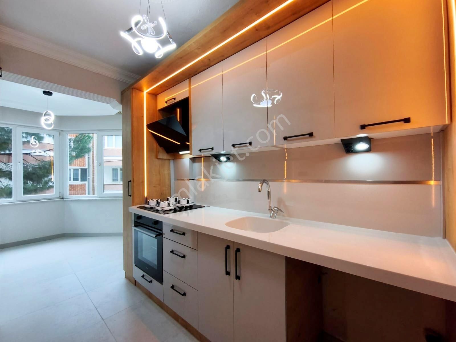 ⚫🟣akçay'ın Merkezin'de Arakat Geniş Balkonlu Full Yapılı Ve Masrafsız 2+1 Daire - Görsel 14