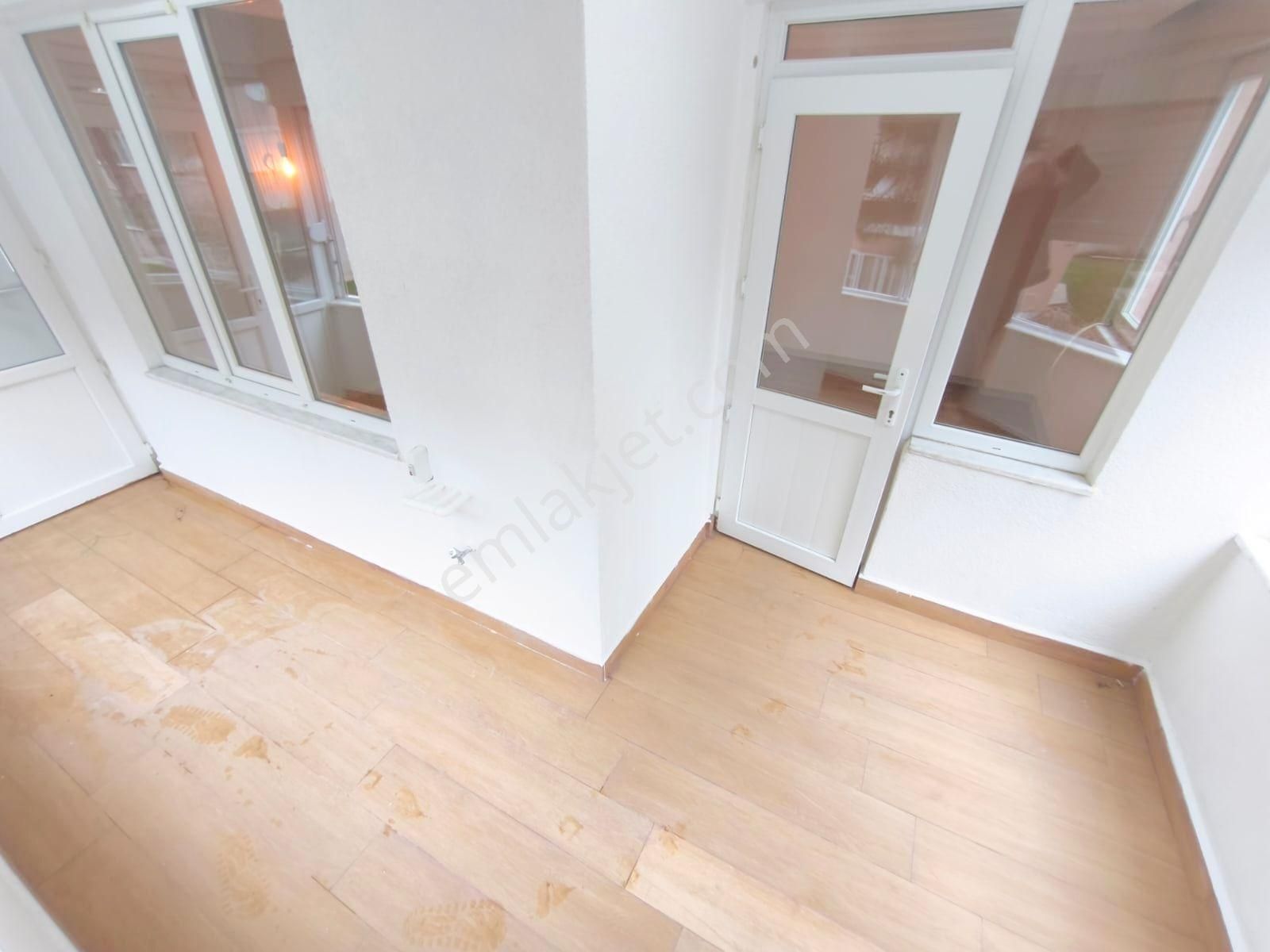 ⚫🟣akçay'ın Merkezin'de Arakat Geniş Balkonlu Full Yapılı Ve Masrafsız 2+1 Daire - Görsel 8