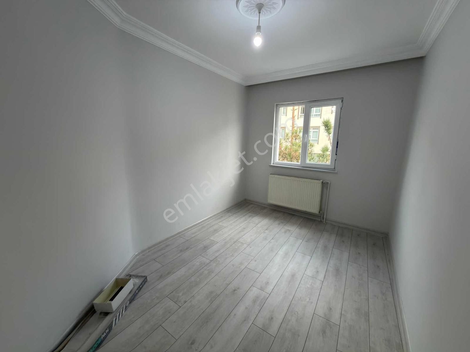 Etimesgut 30 Ağustos Mah.luks Yapılı Ön Cephe Ara Kat 3+1 Daire - Görsel 9