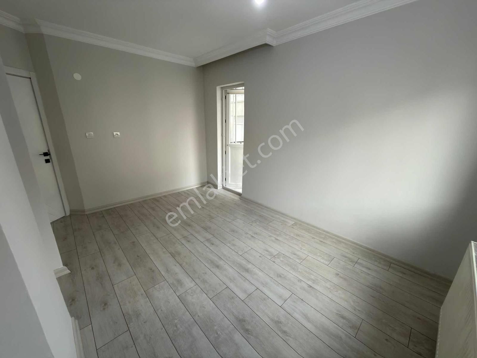 Etimesgut 30 Ağustos Mah.luks Yapılı Ön Cephe Ara Kat 3+1 Daire - Görsel 28