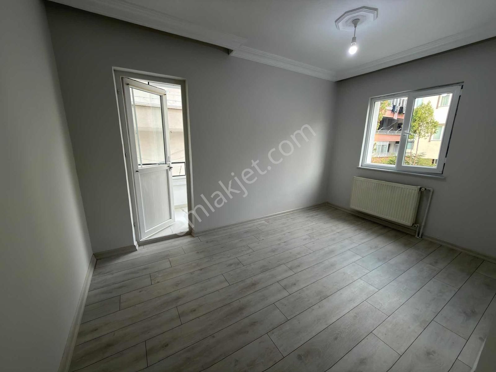 Etimesgut 30 Ağustos Mah.luks Yapılı Ön Cephe Ara Kat 3+1 Daire - Görsel 17