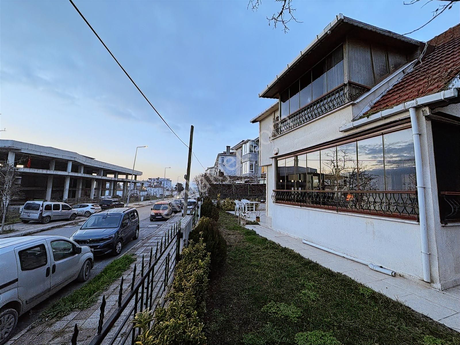 Büyükçekmece Yenimahallede Satılık 3+1 Deniz Manzaralı Villa - Görsel 31