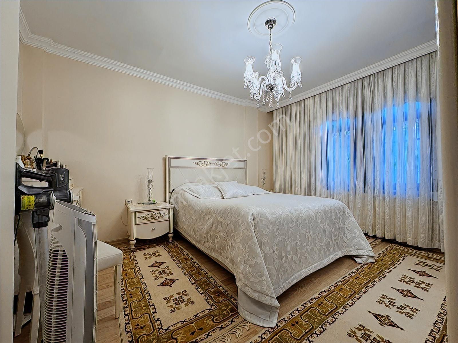 Büyükçekmece Yenimahallede Satılık 3+1 Deniz Manzaralı Villa - Görsel 15