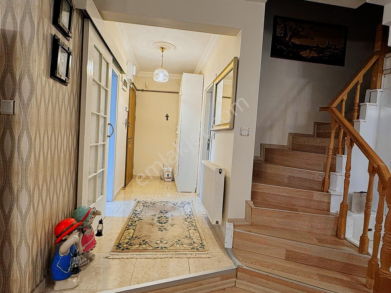 Büyükçekmece Yenimahallede Satılık 3+1 Deniz Manzaralı Villa - Görsel 19