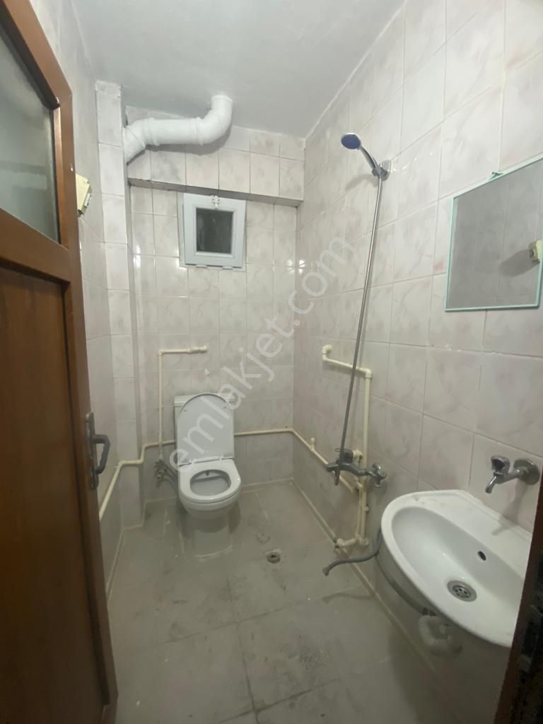 Bayrampaşa Altıntepsi Mahallesinde Yeni Sokakta / 2+1/80/2.kat/ Kiralık Daire - Görsel 10
