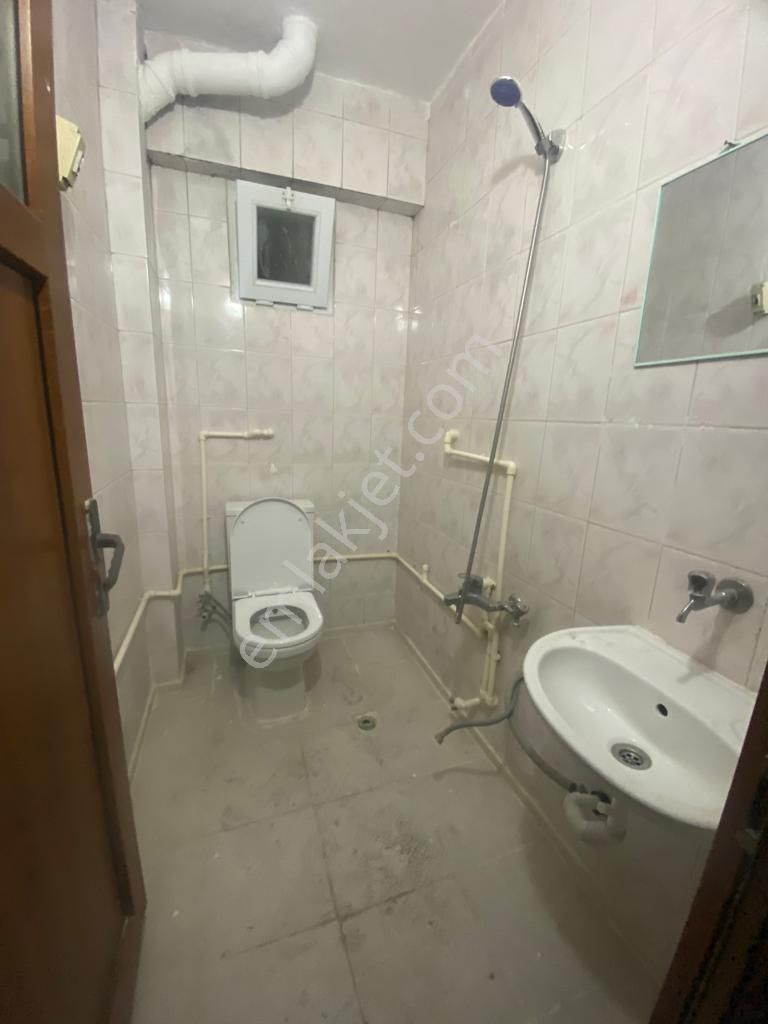 Bayrampaşa Altıntepsi Mahallesinde Yeni Sokakta / 2+1/80/2.kat/ Kiralık Daire - Görsel 11