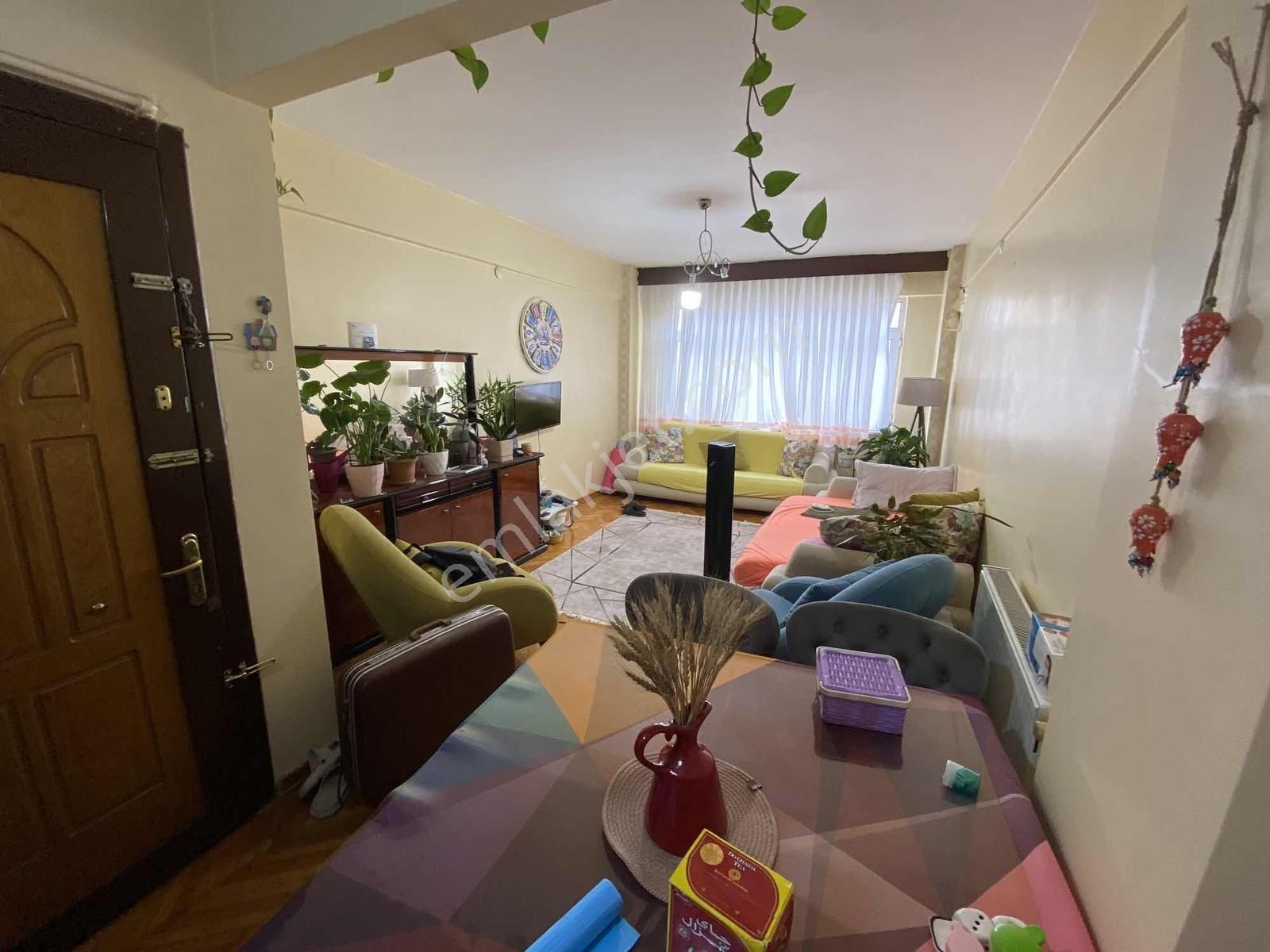 Ali Topal 2+1 75m2 3.kat Bakırköy Kartaltepe Kiralık - Görsel 5