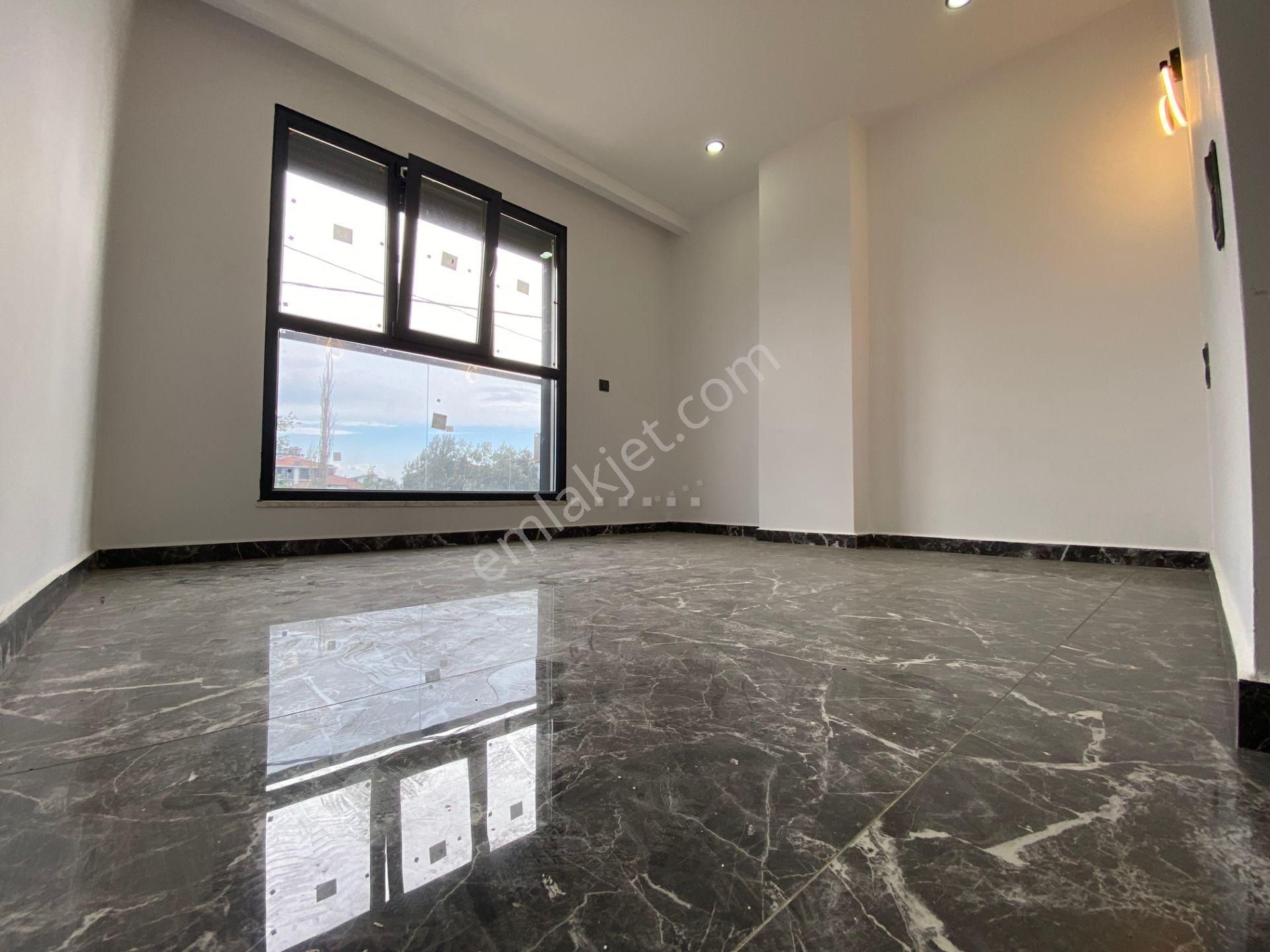 Mera Emlaktan Zeytinli'de Müstakil Bahçeli 260 M2 5+1 Lüx Villa - Görsel 34