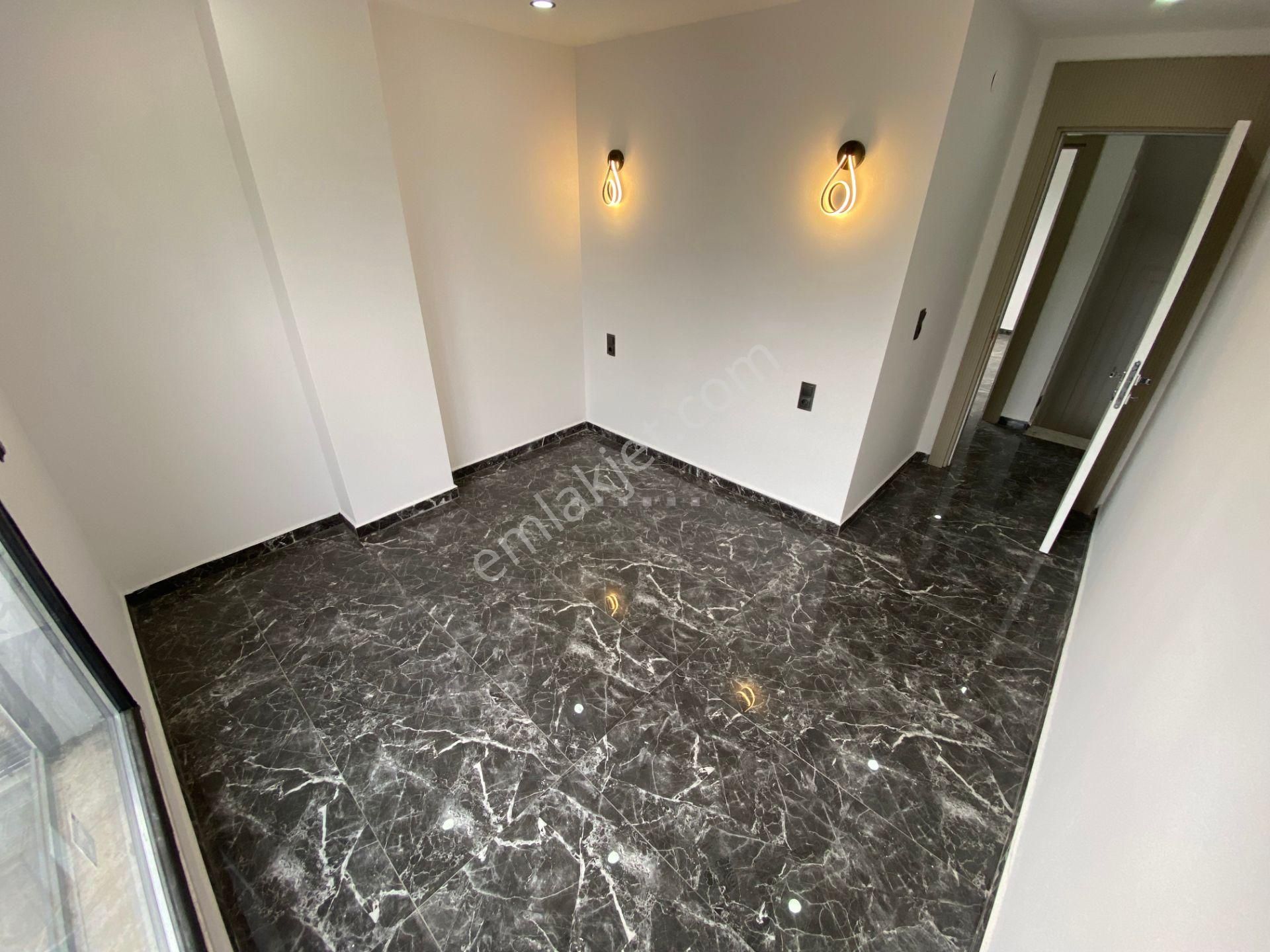 Mera Emlaktan Zeytinli'de Müstakil Bahçeli 260 M2 5+1 Lüx Villa - Görsel 31