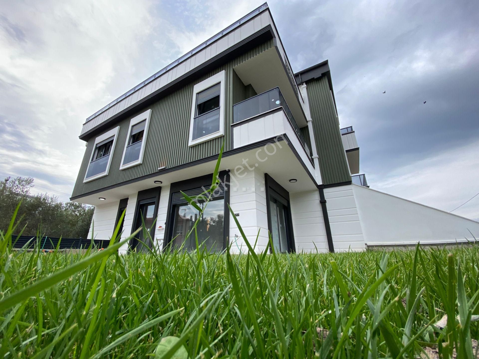 Mera Emlaktan Zeytinli'de Müstakil Bahçeli 260 M2 5+1 Lüx Villa - Görsel 6