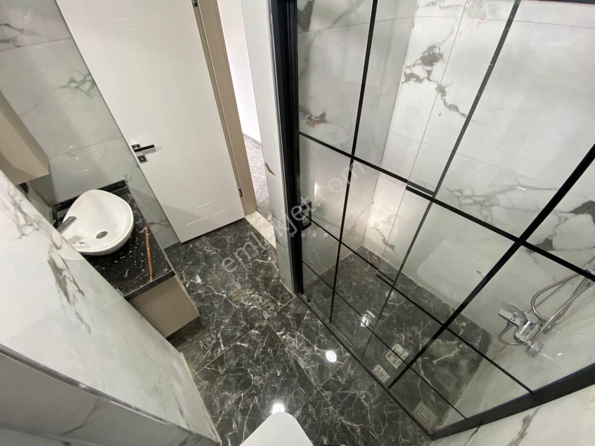 Mera Emlaktan Zeytinli'de Müstakil Bahçeli 260 M2 5+1 Lüx Villa - Görsel 26