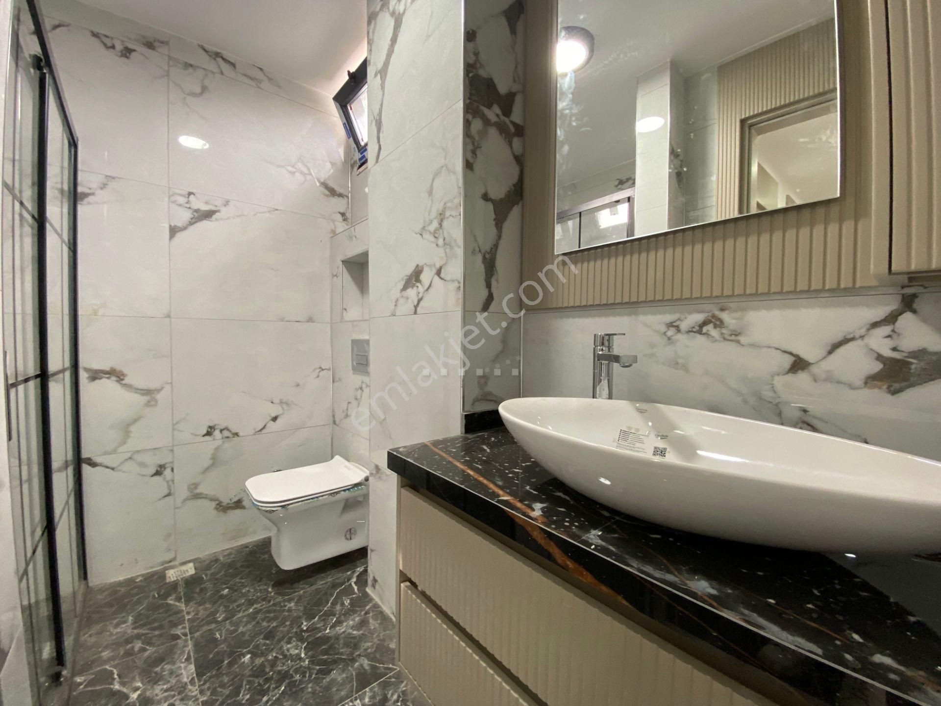 Mera Emlaktan Zeytinli'de Müstakil Bahçeli 260 M2 5+1 Lüx Villa - Görsel 28