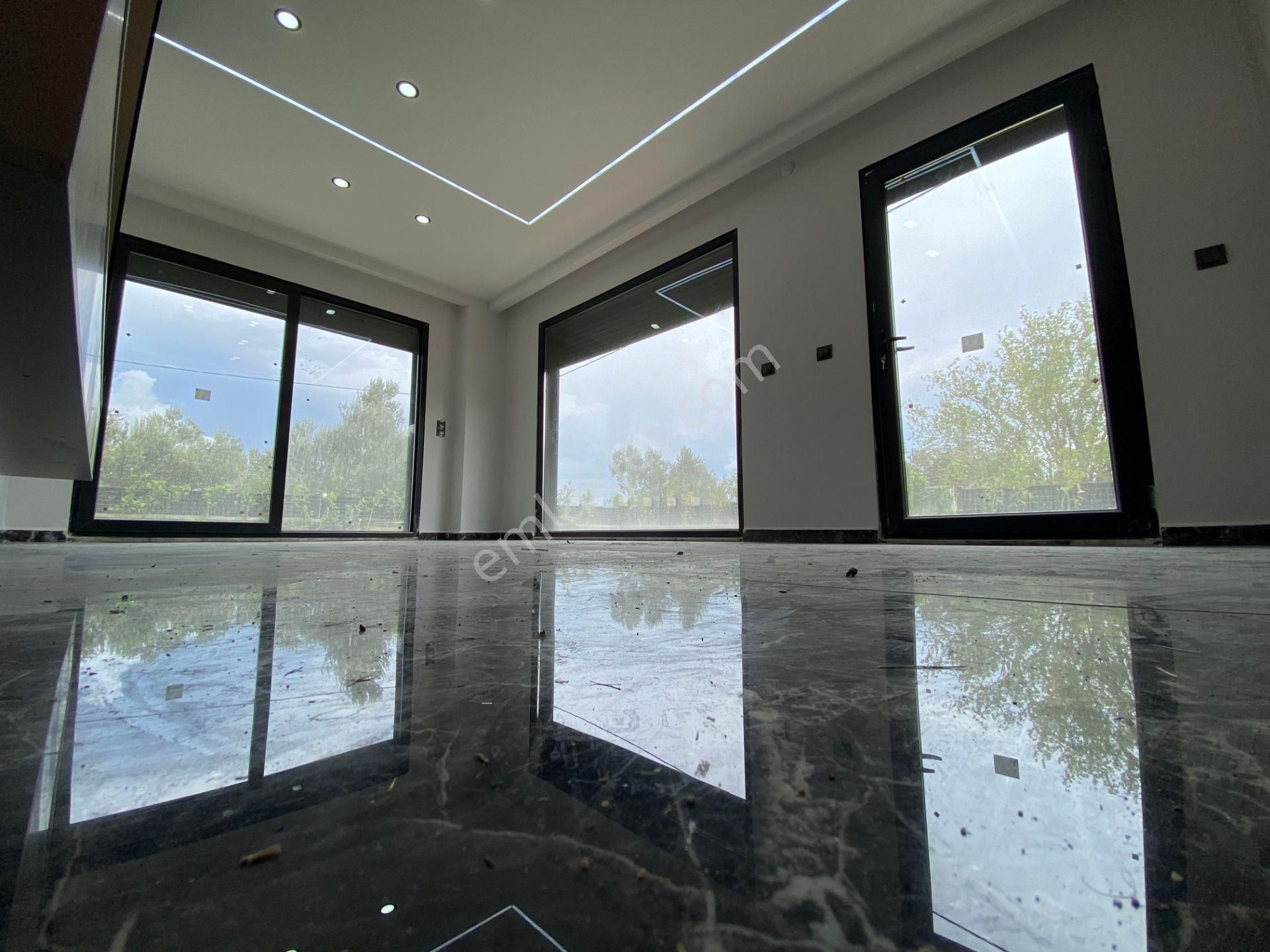 Mera Emlaktan Zeytinli'de Müstakil Bahçeli 260 M2 5+1 Lüx Villa - Görsel 21