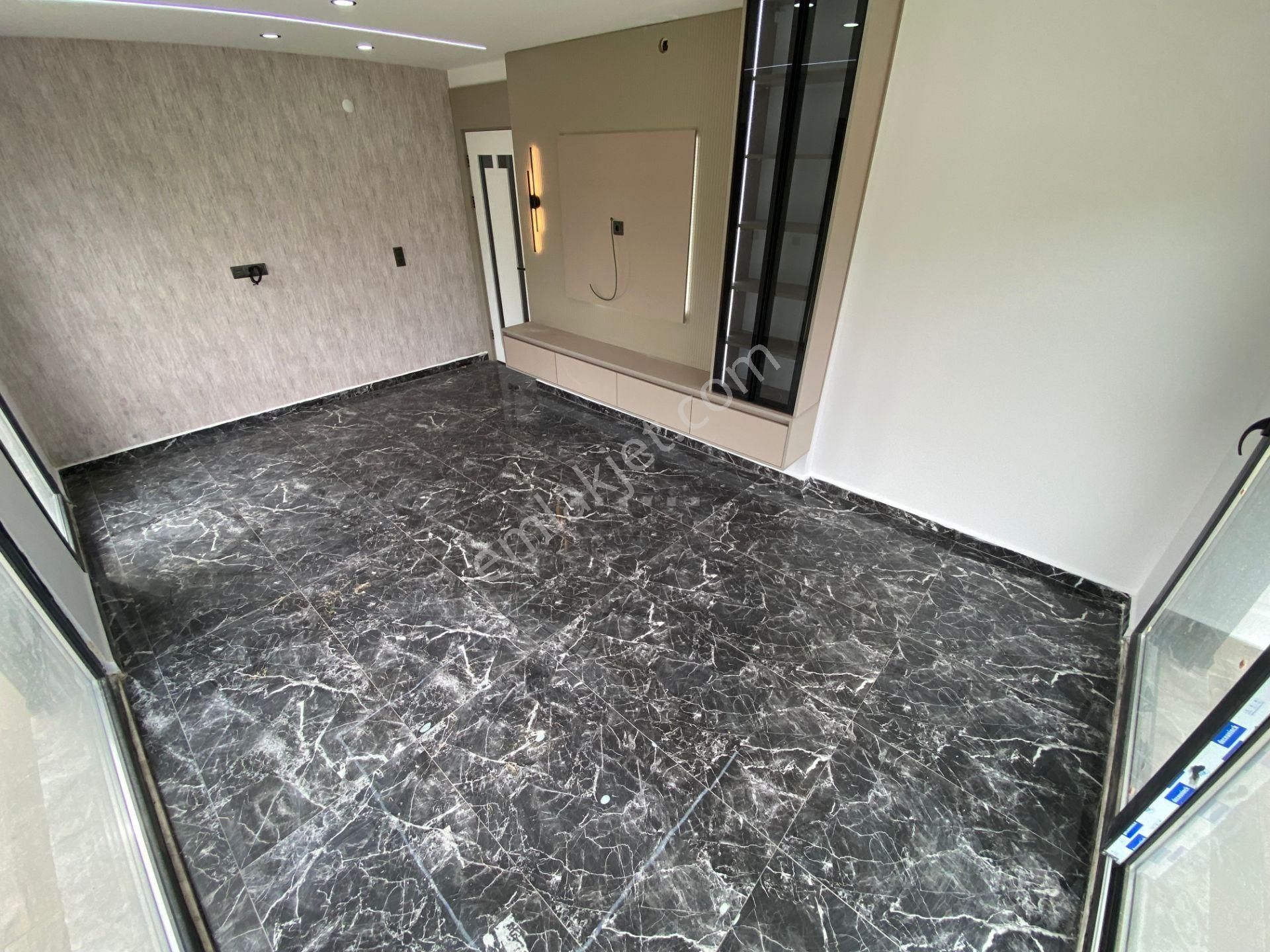 Mera Emlaktan Zeytinli'de Müstakil Bahçeli 260 M2 5+1 Lüx Villa - Görsel 9