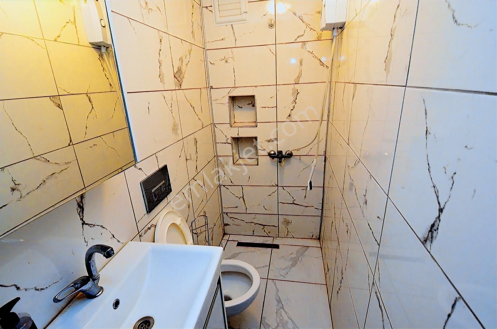 Marvera 'dan Kemeraltı Da Satılık Tek Tapu 2 Adet 1+0 Daire - Görsel 16