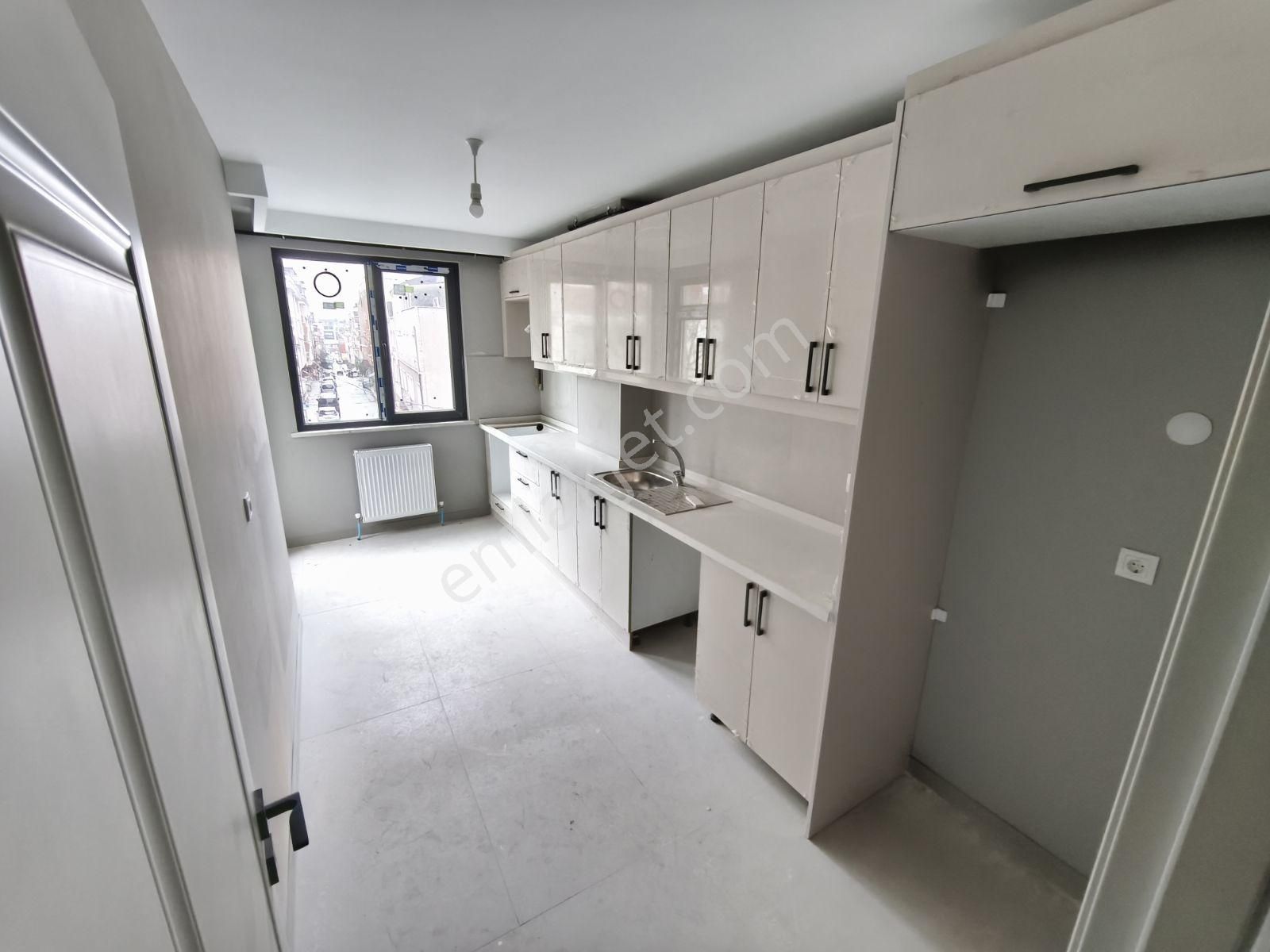 Çamlık Ta Metroya Yürüme Ebeveyn Banyolu Sıfır Balkonlu 3+1 - Görsel 4