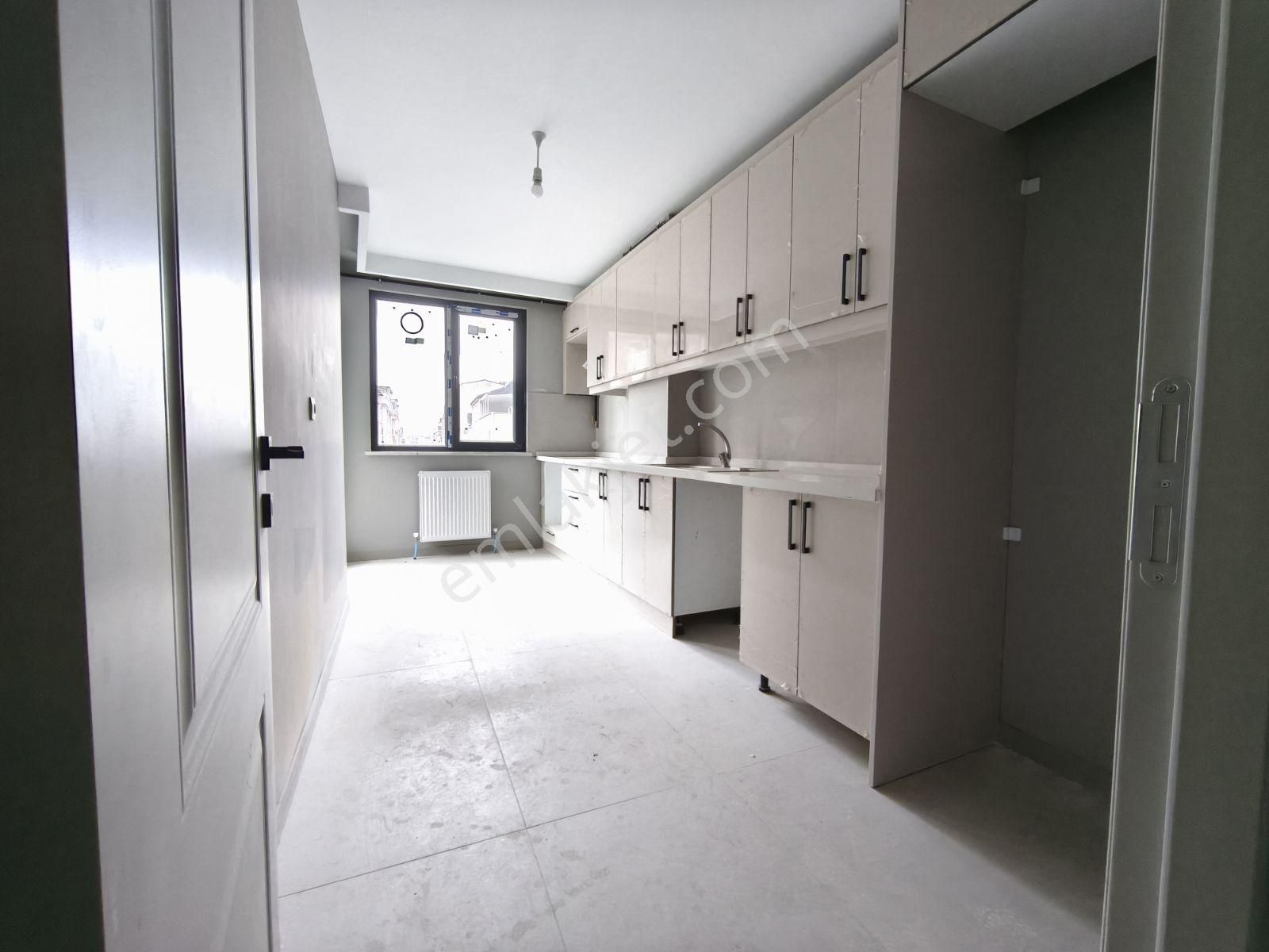 Çamlık Ta Metroya Yürüme Ebeveyn Banyolu Sıfır Balkonlu 3+1 - Görsel 5