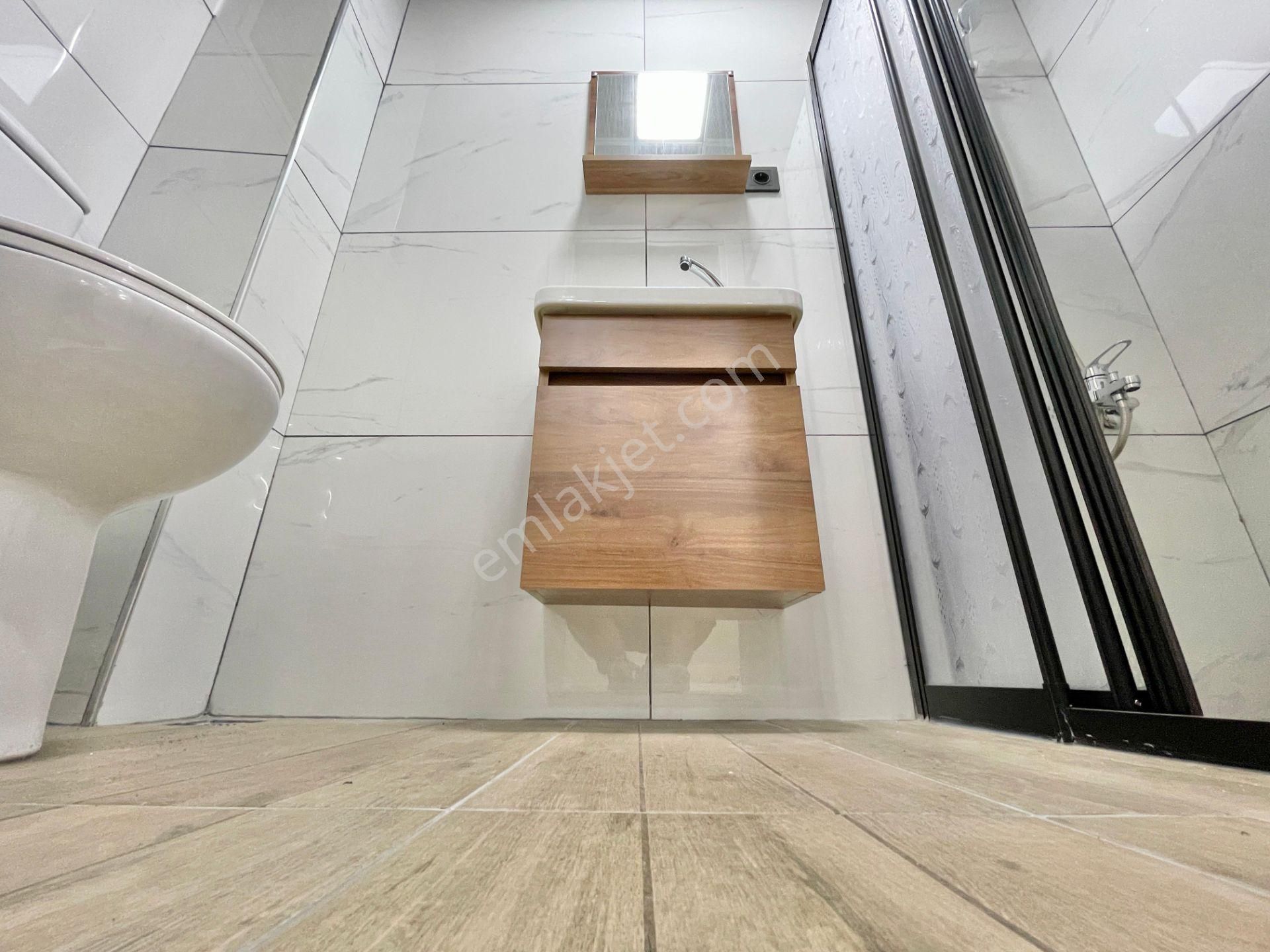 Berkay Demirel'den Akçay Merkezde Denize 70 Metre 2+1 Daire - Görsel 24