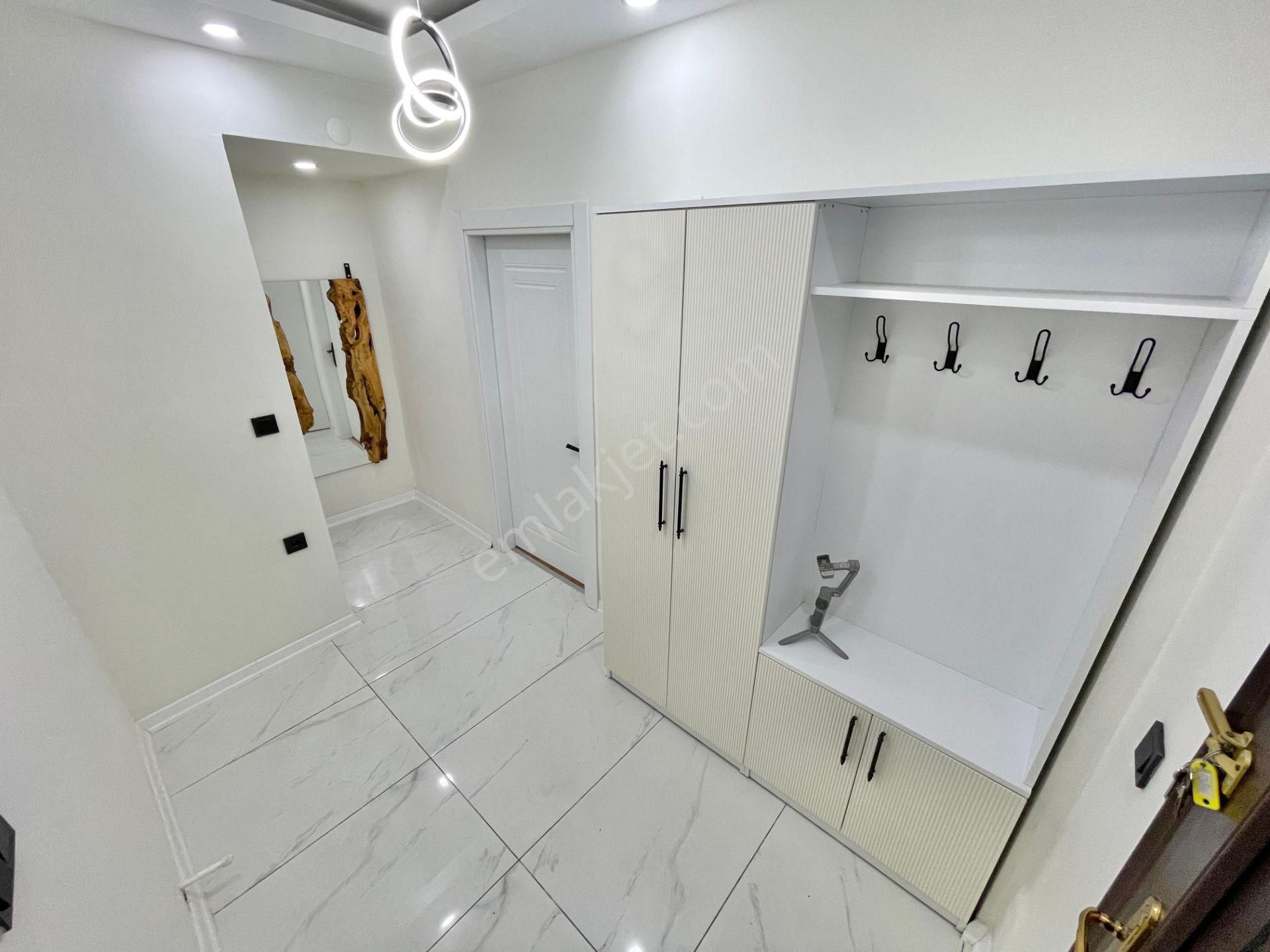 Berkay Demirel'den Akçay Merkezde Denize 70 Metre 2+1 Daire - Görsel 5