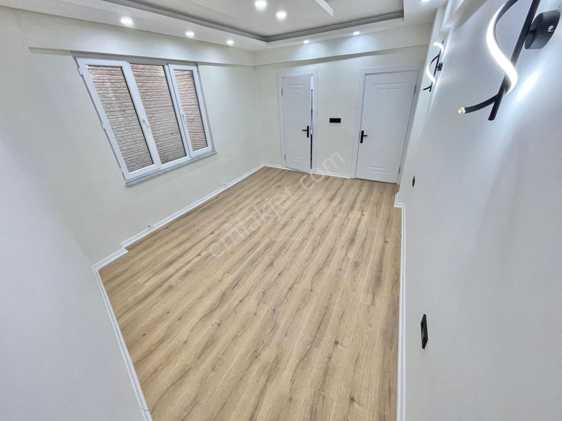 Berkay Demirel'den Akçay Merkezde Denize 70 Metre 2+1 Daire - Görsel 26