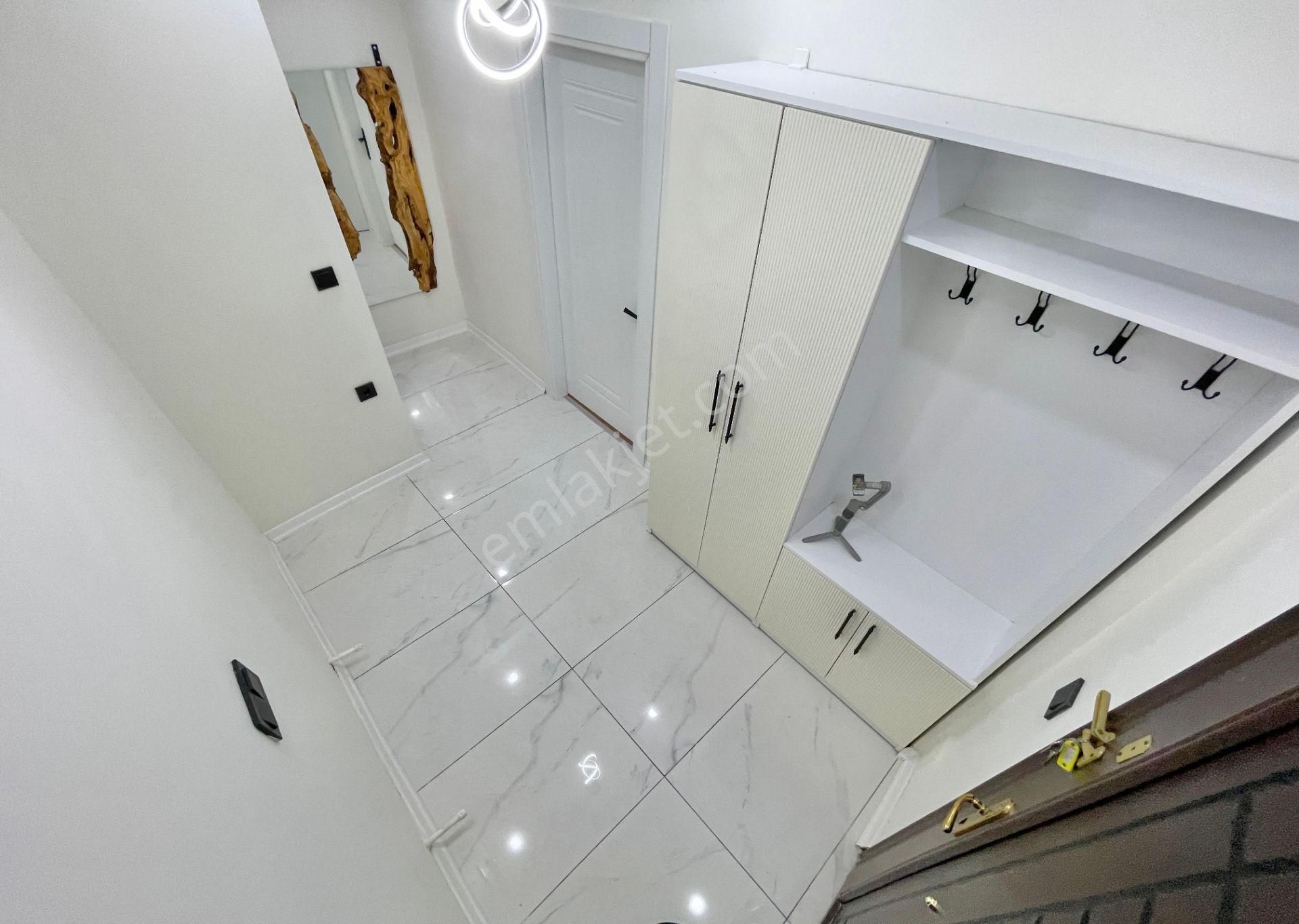 Berkay Demirel'den Akçay Merkezde Denize 70 Metre 2+1 Daire - Görsel 6