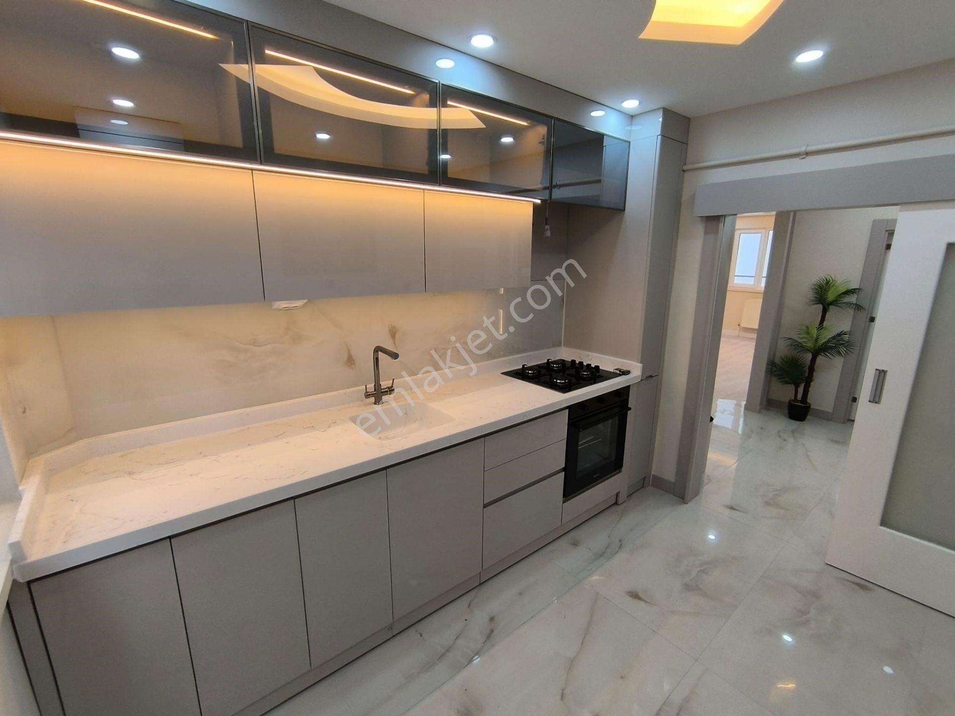 Krediye Uygun | Full Yapılı | Ön Cephe | 3+1 Satılık Daire