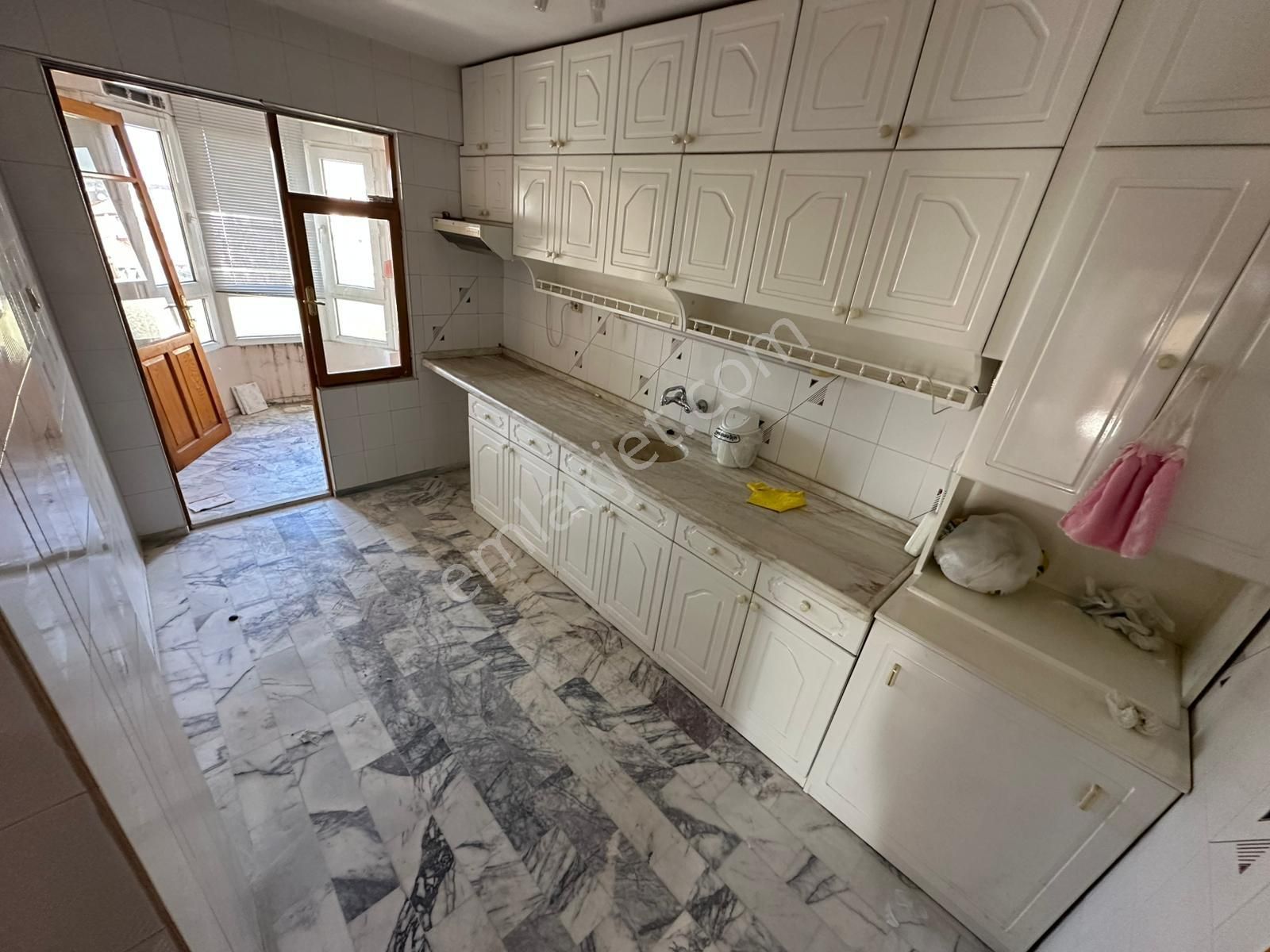 Doradan Akçay Merkez'de Ön Cephe Ebeveyn B. 4+1 Satılık Dublex - Görsel 4