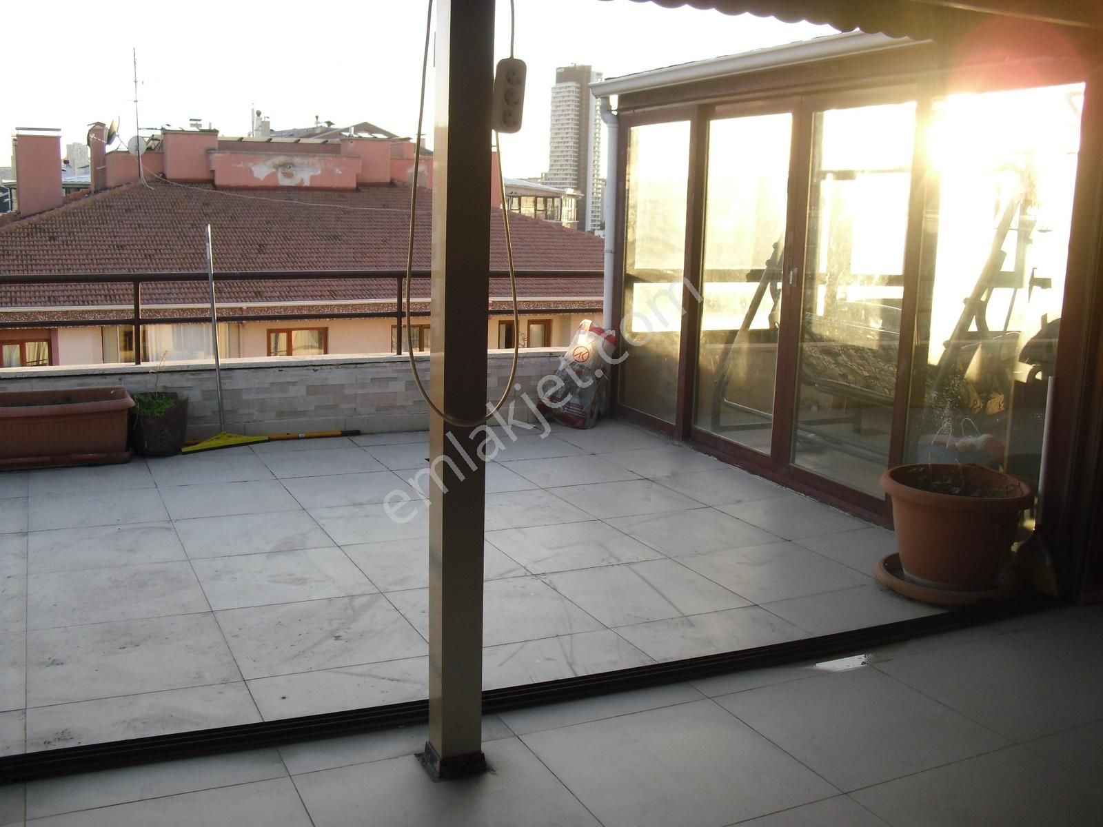 Kırkonaklar'da 4+1 Teraslı Dublex Mobilyalı Lüx Kiralık Daire - Görsel 9