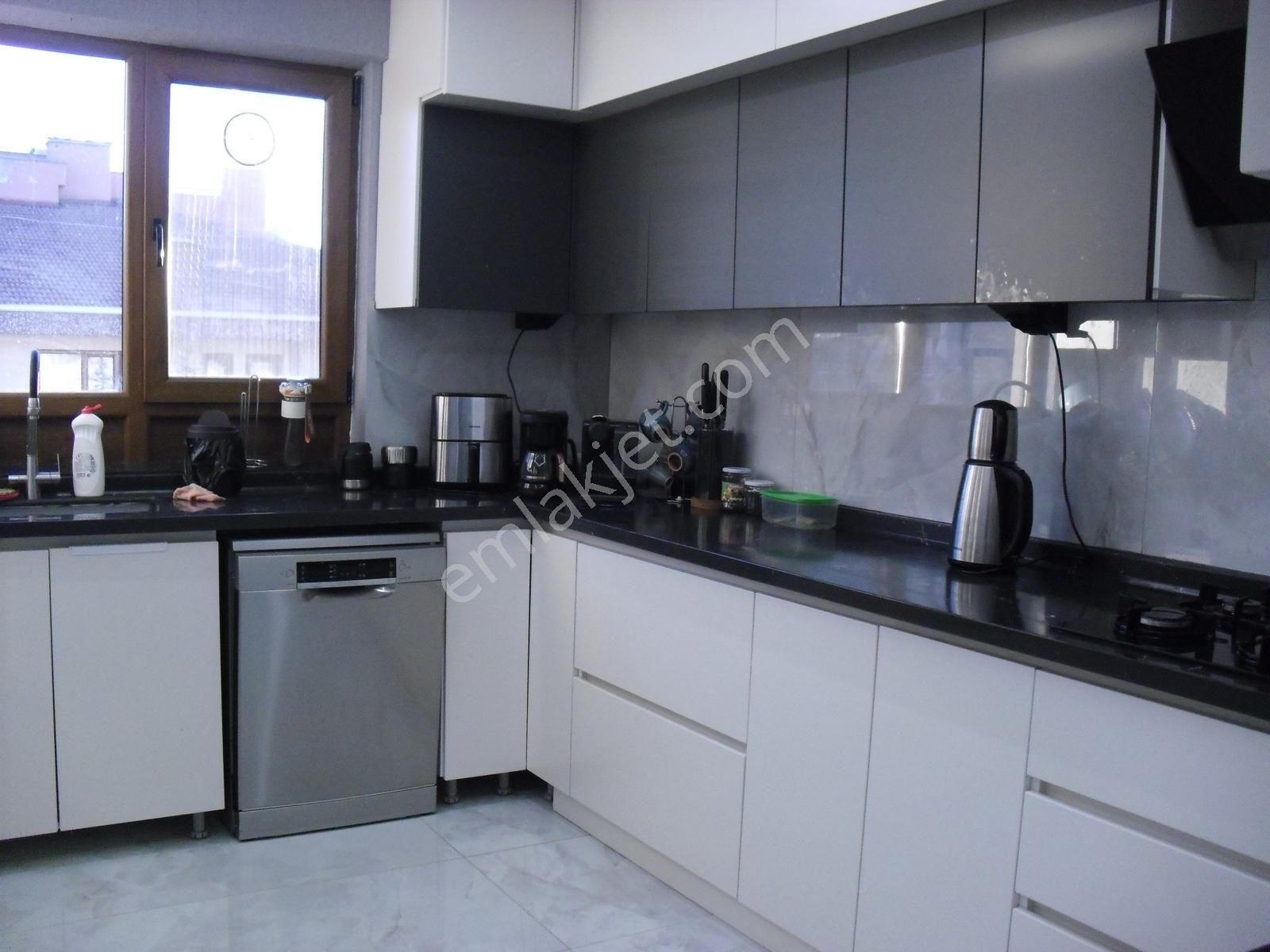 Kırkonaklar'da 4+1 Teraslı Dublex Mobilyalı Lüx Kiralık Daire - Görsel 28