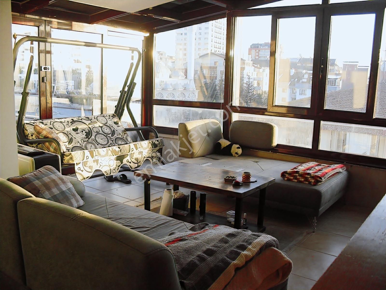 Kırkonaklar'da 4+1 Teraslı Dublex Mobilyalı Lüx Kiralık Daire - Görsel 23