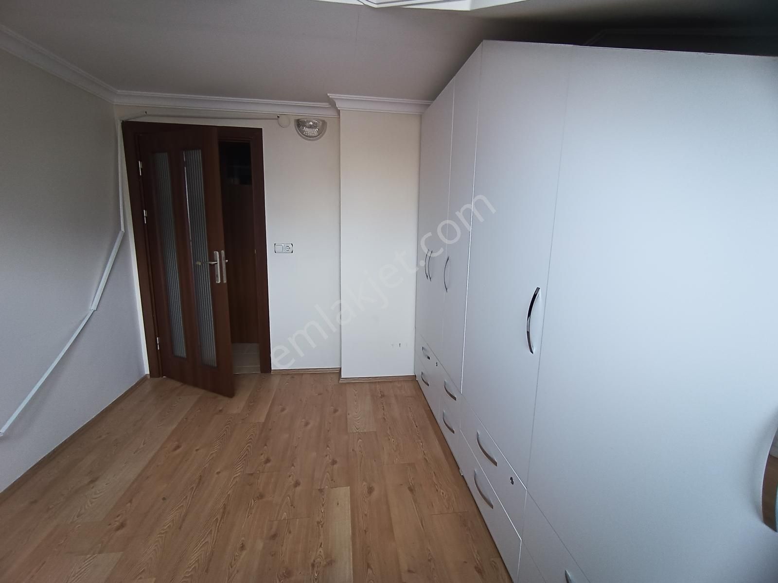 Kiralık Geniş Dubleks Daire (iki Daire Şeklinde) - Görsel 14