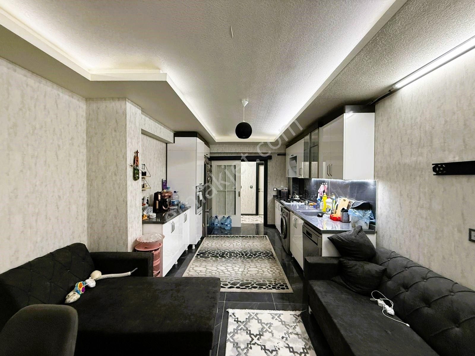 Gökçe Emlak'tan Sarayda Sitede 2+1 Ultralüx Satılık Daire - Görsel 4