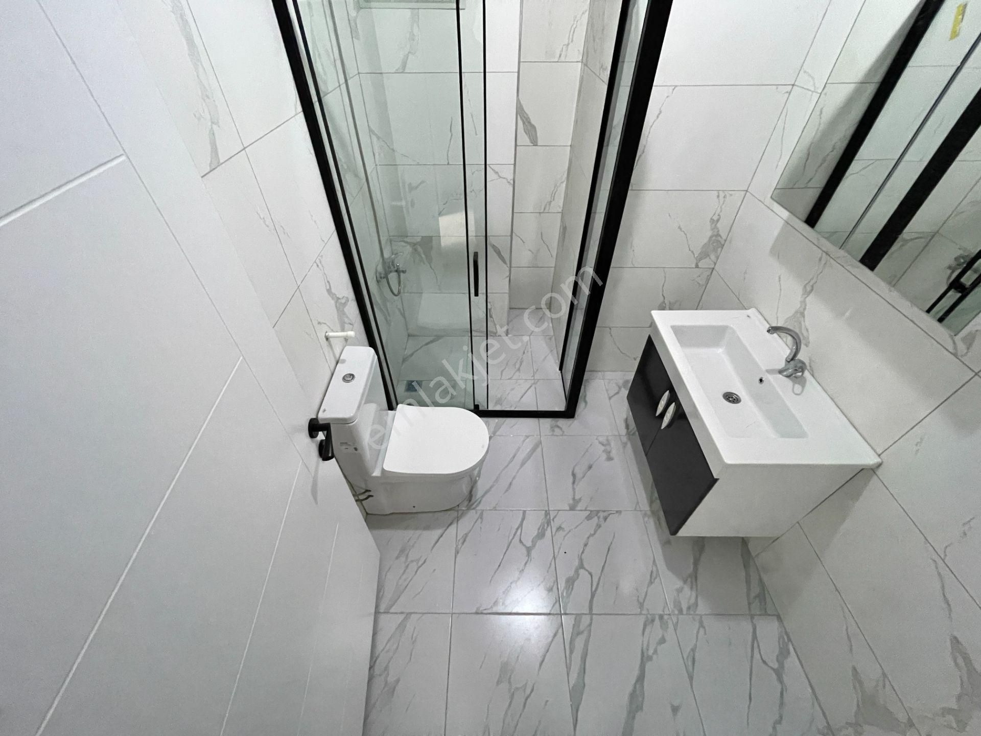 Berkay Demirel'den Akçayda Satılık Sıfır Lüks Arakat 1+1 Daire - Görsel 24