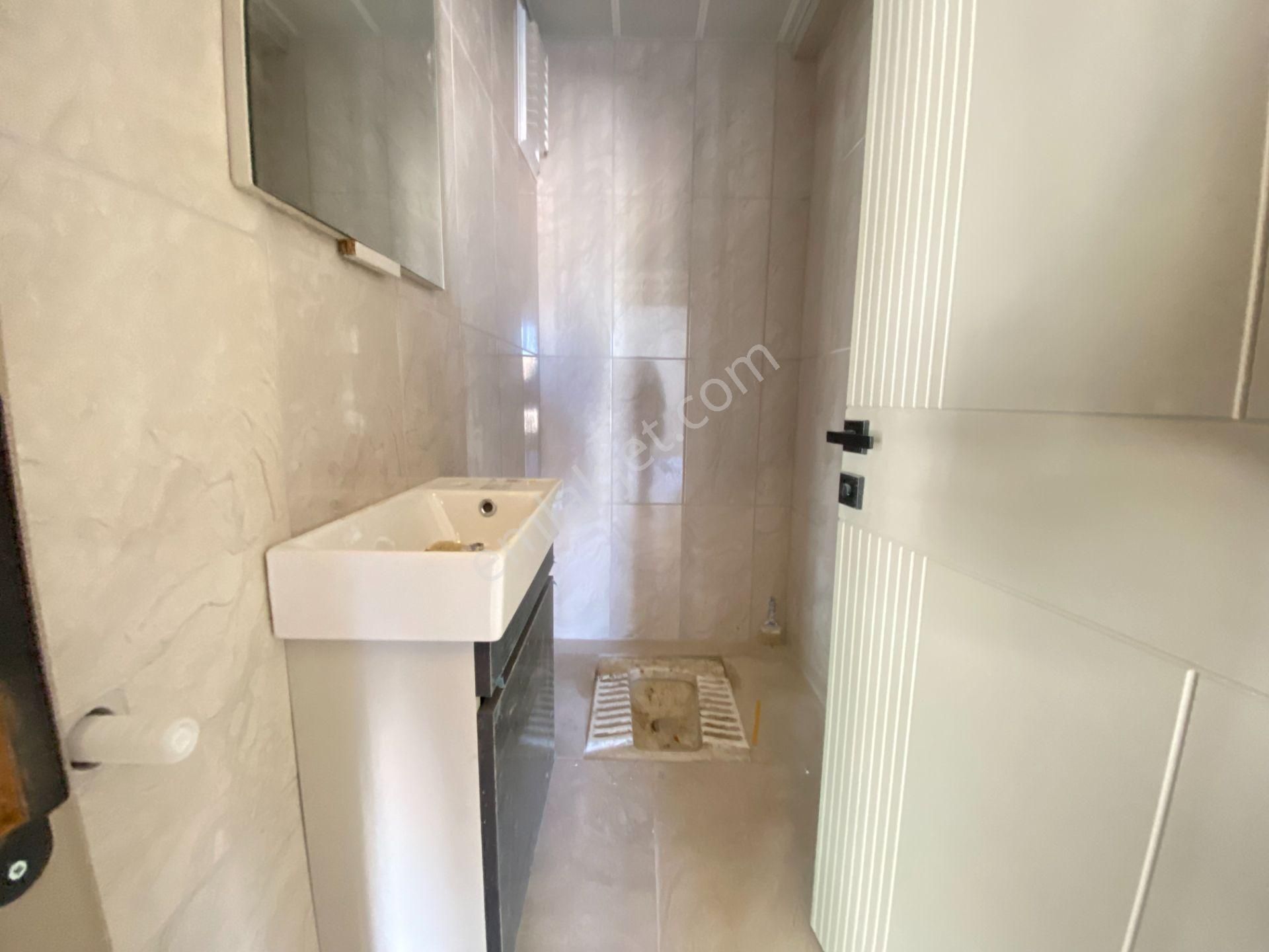 Gökçe Emlak'tan Saray Merkezde Satılık 4+1 Ultralüx Daire - Görsel 5